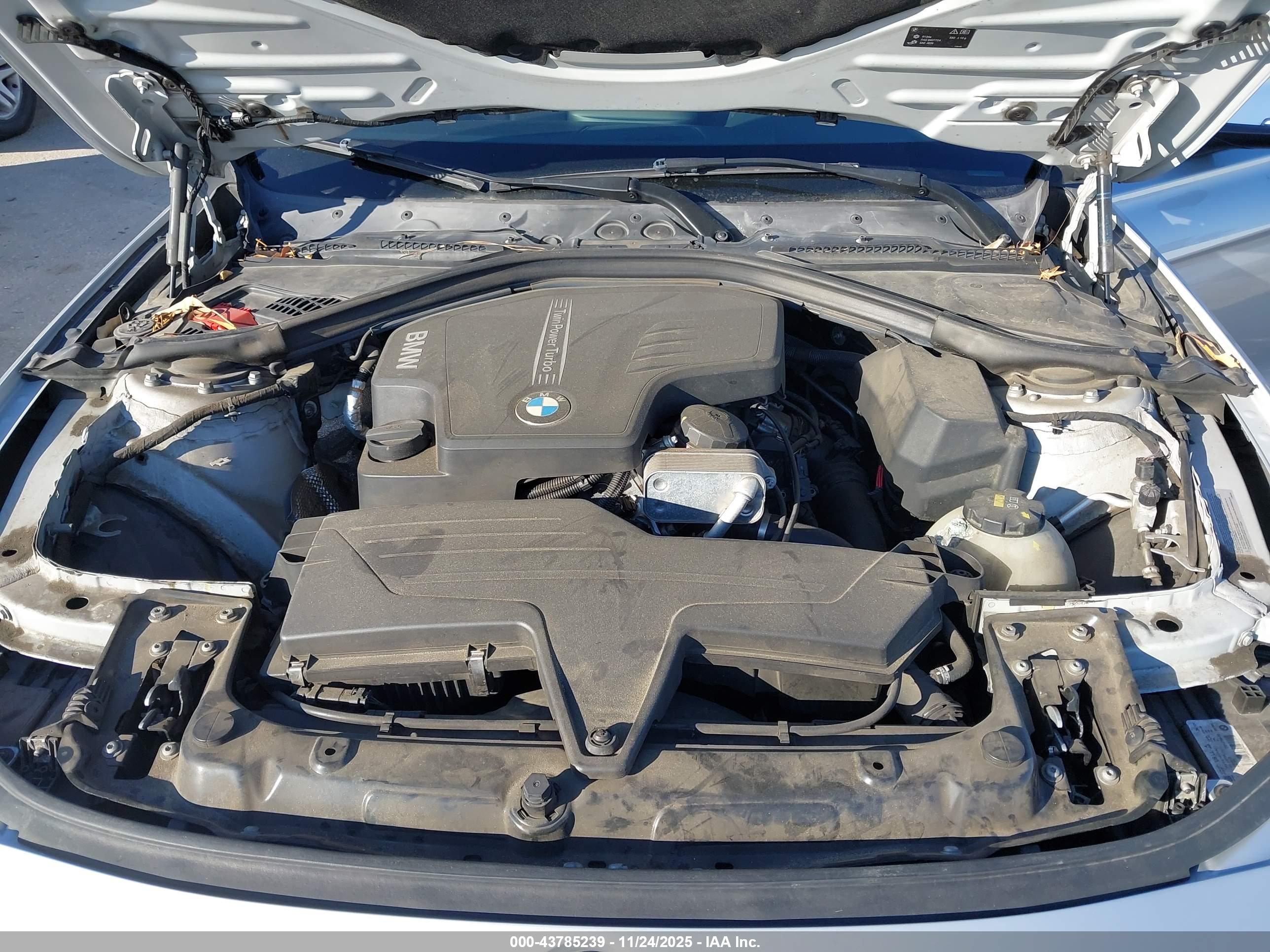 BMW 328I image 10