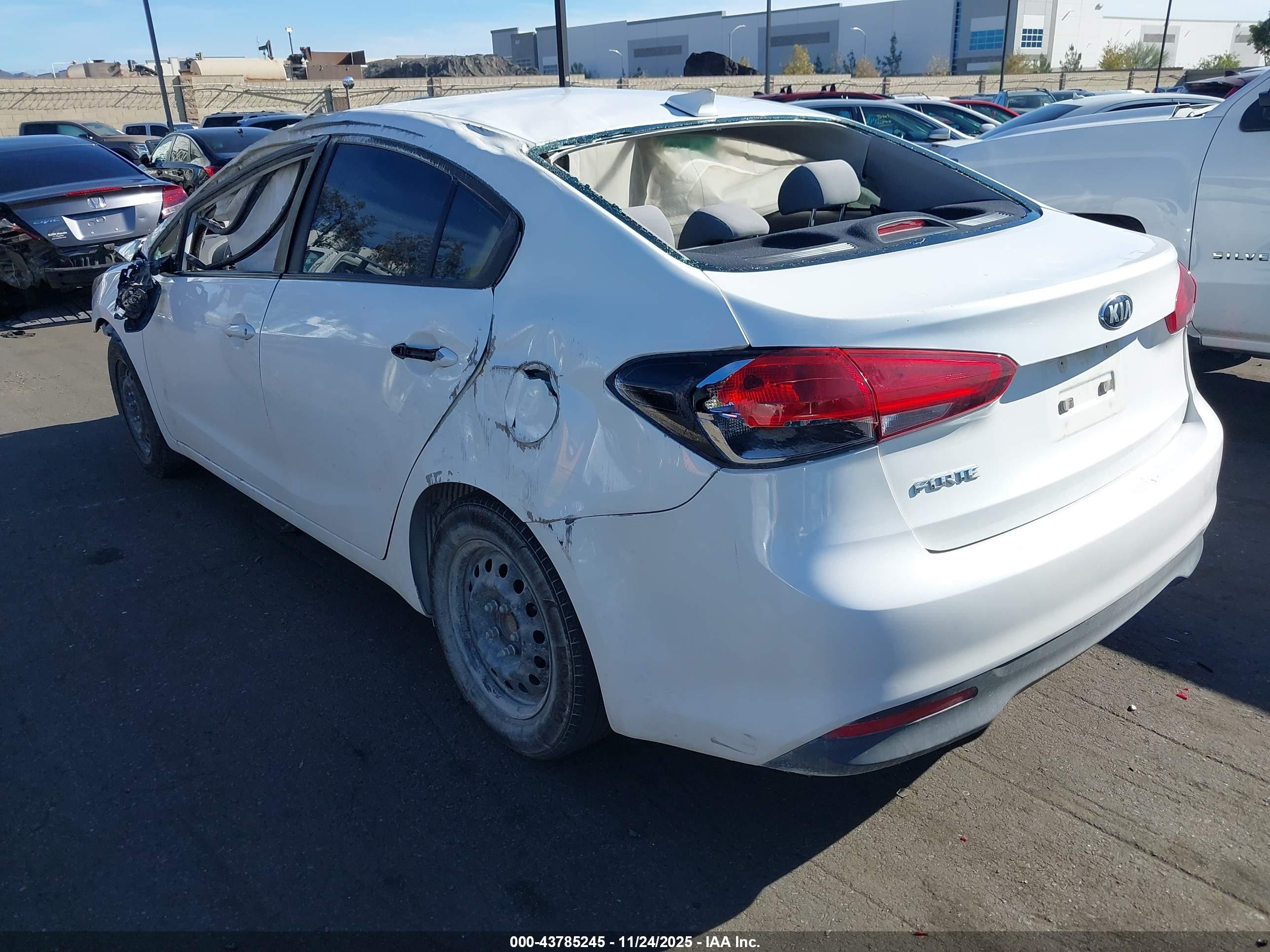 KIA FORTE image 3