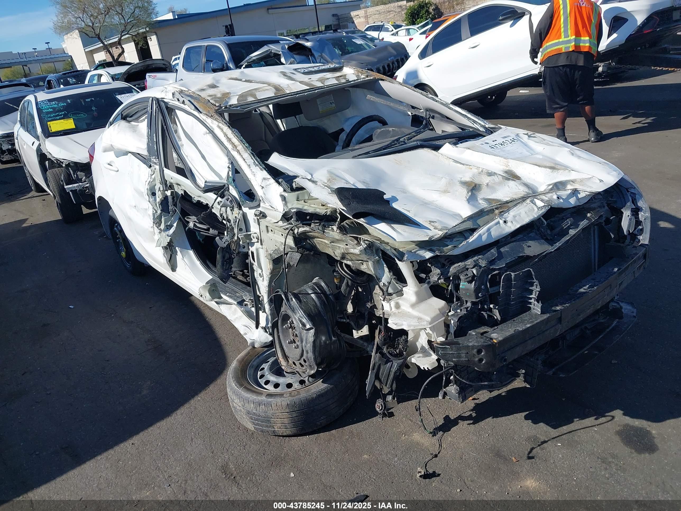 KIA FORTE image 6