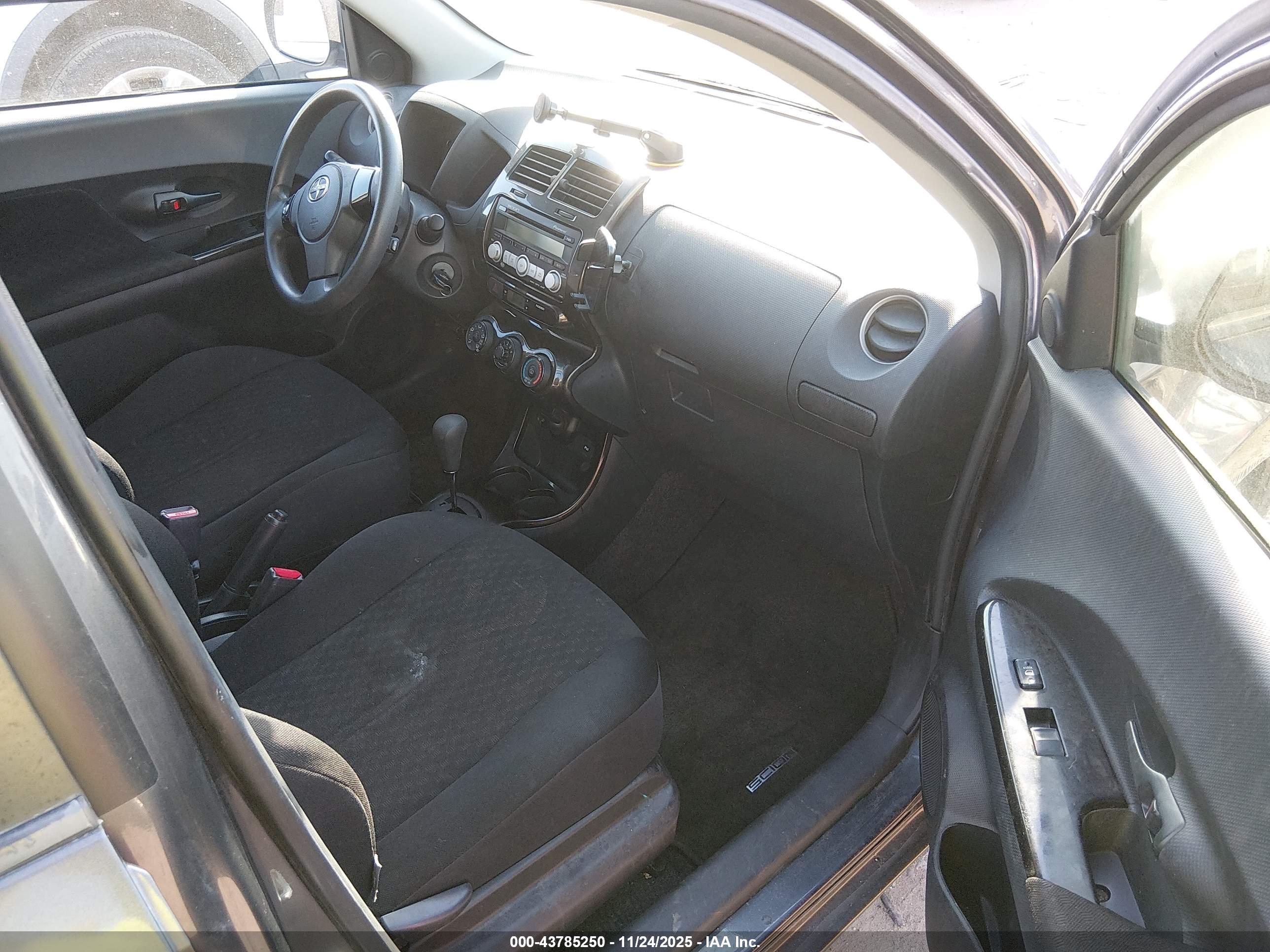 SCION XD image 5