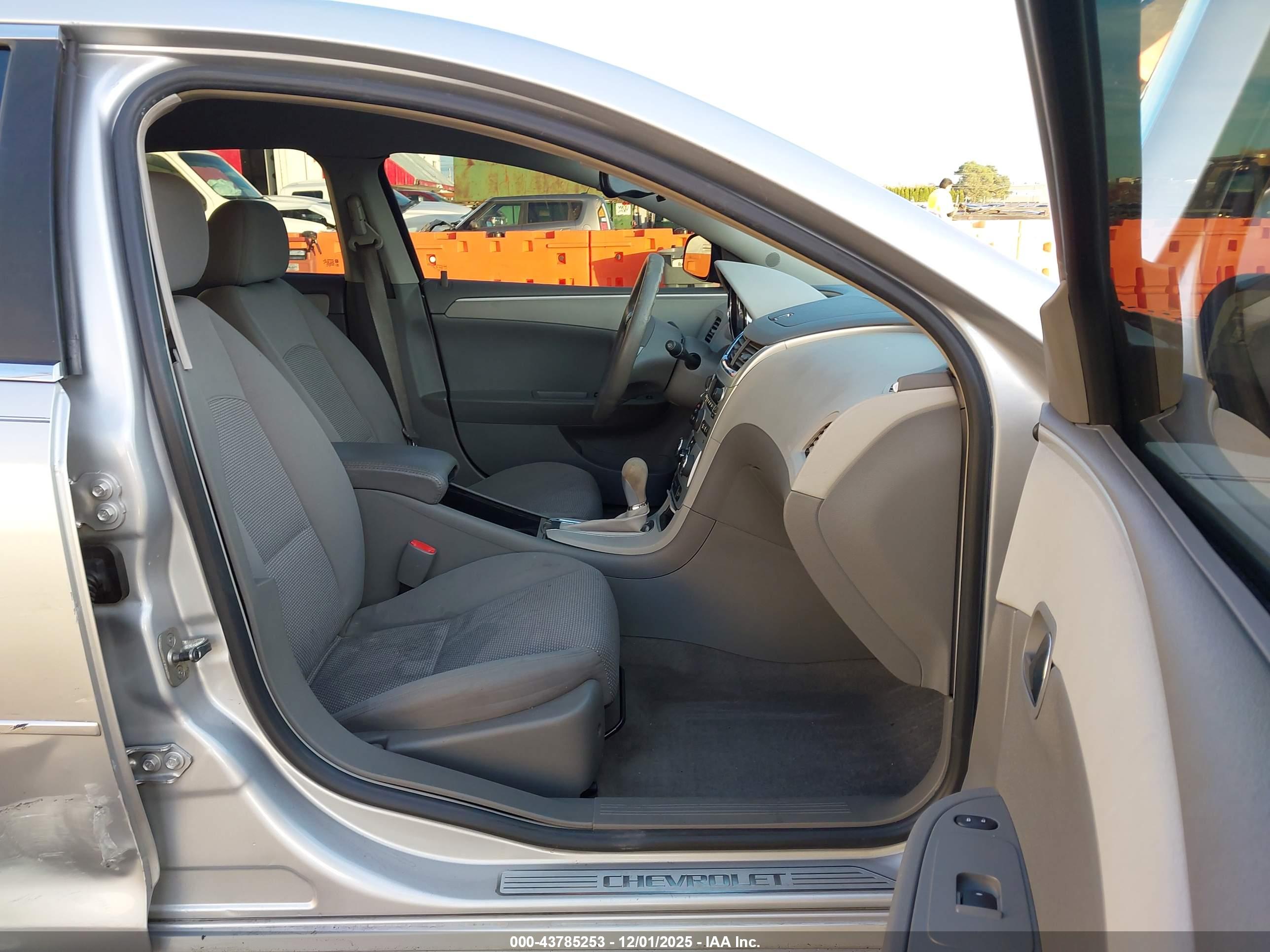 CHEVROLET MALIBU image 5
