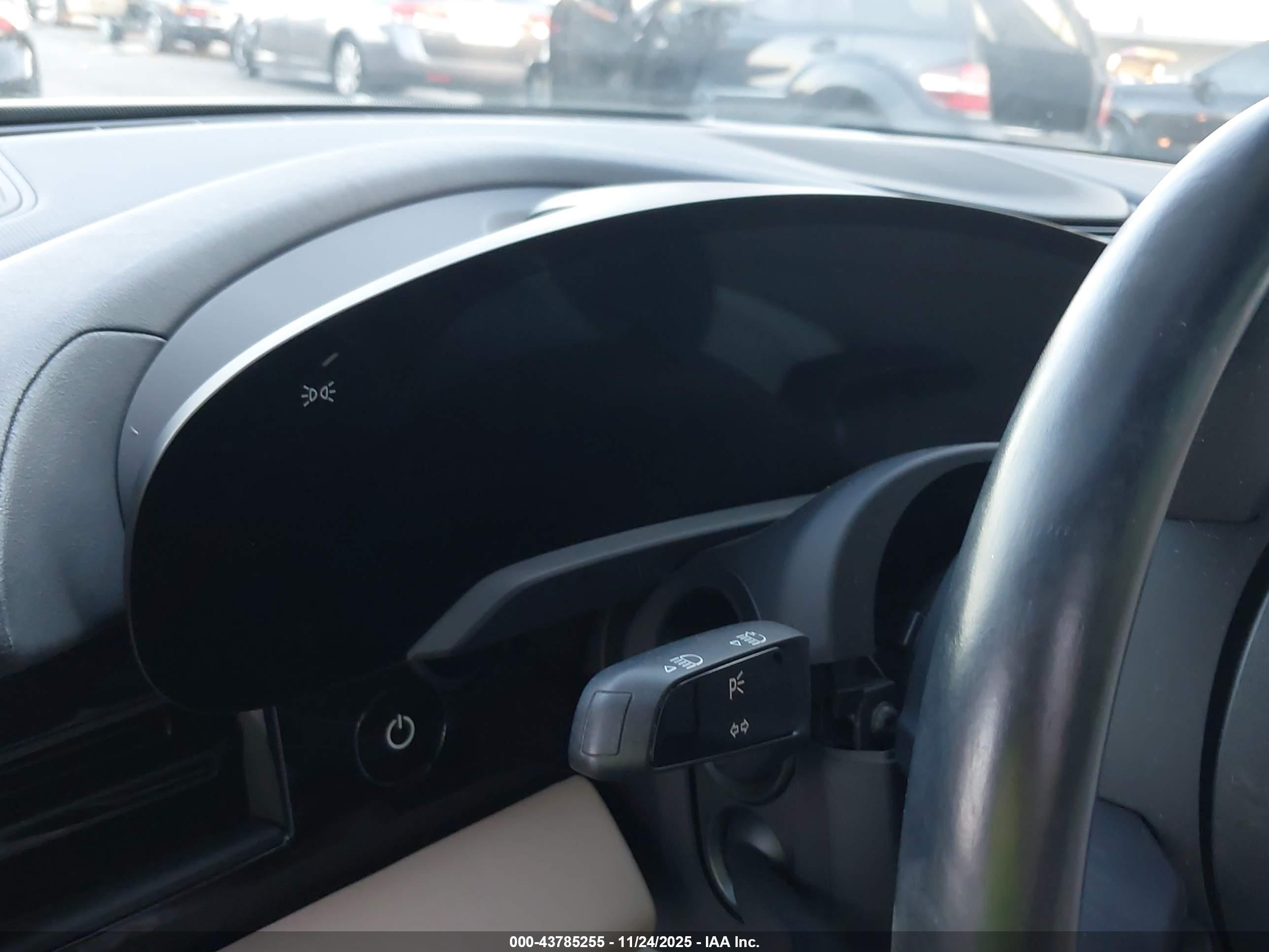 PORSCHE TAYCAN image 7