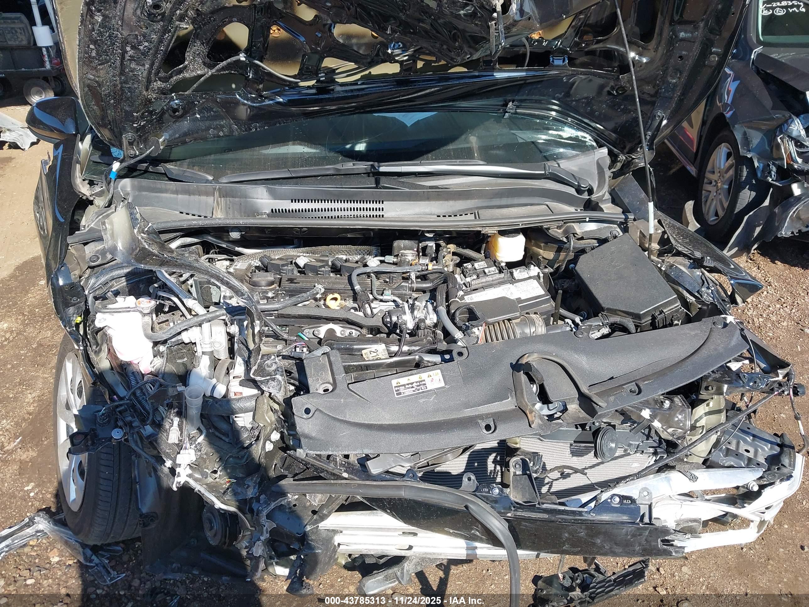 TOYOTA COROLLA image 10