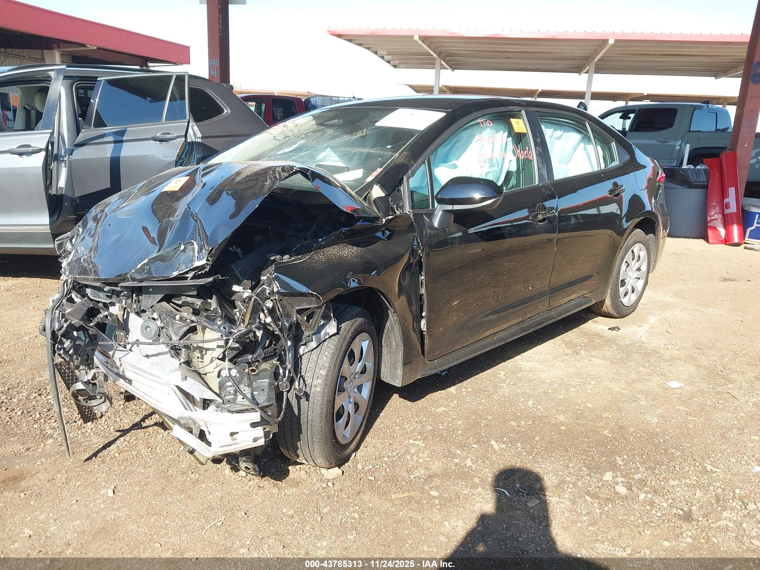 TOYOTA COROLLA image 2