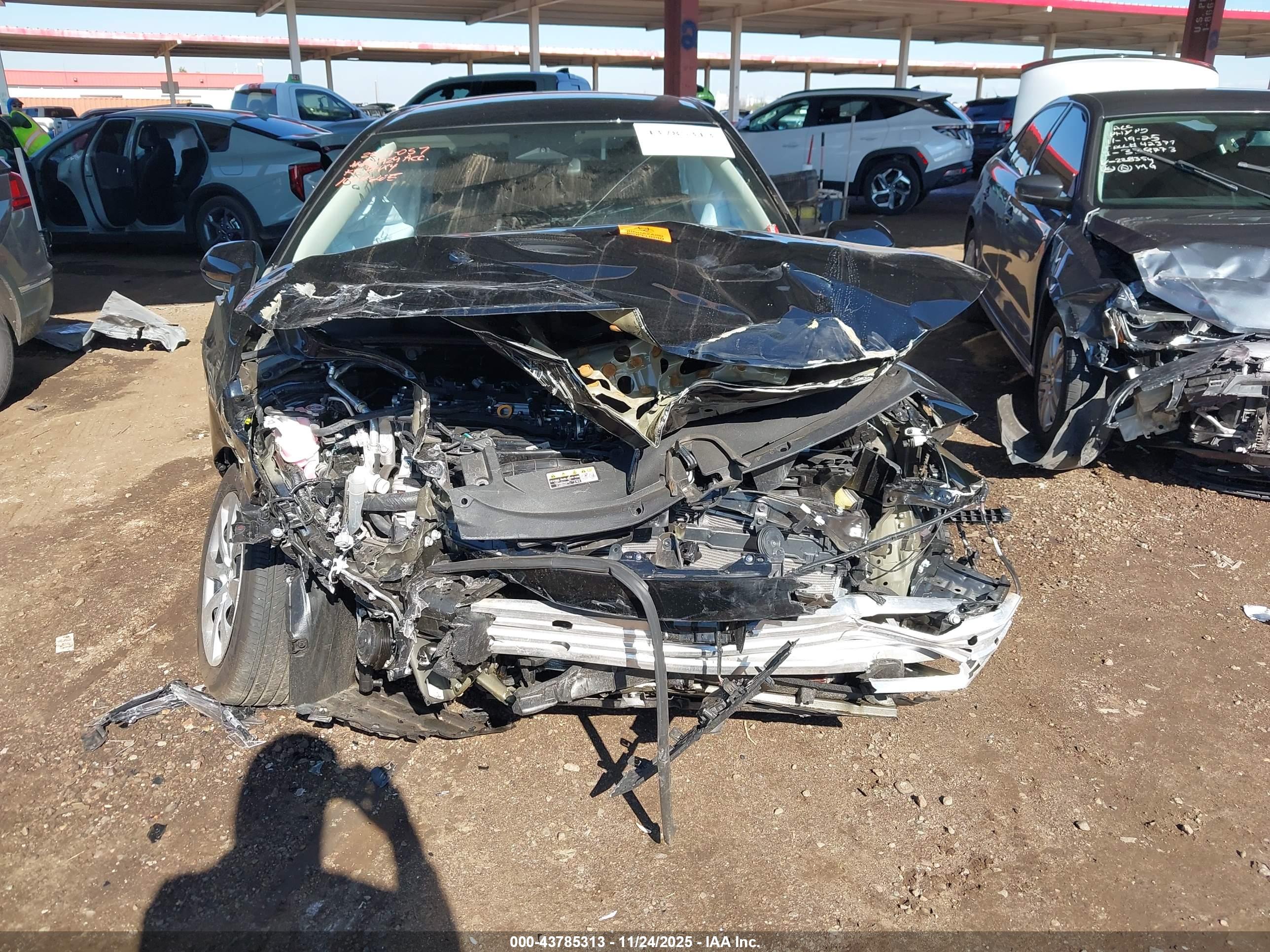 TOYOTA COROLLA image 6
