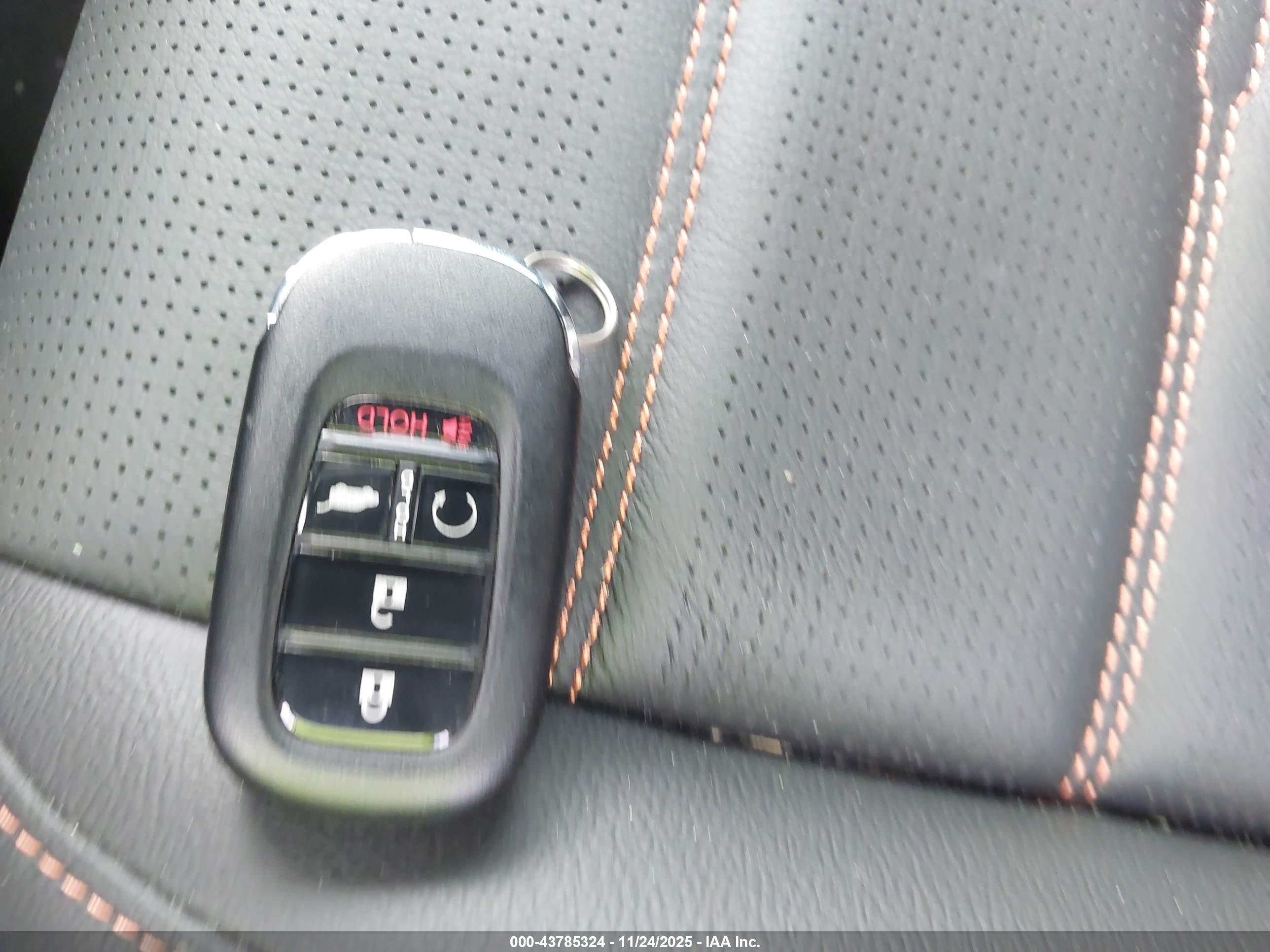 HONDA CR-V image 11