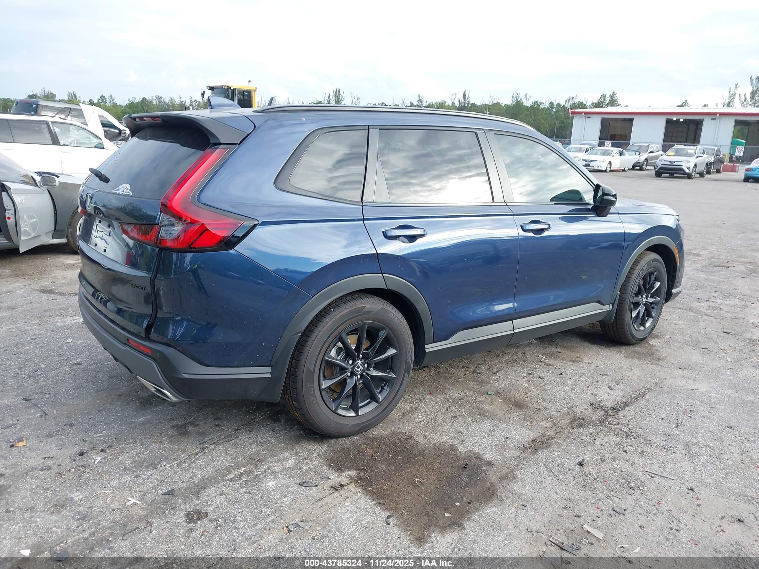 HONDA CR-V image 4