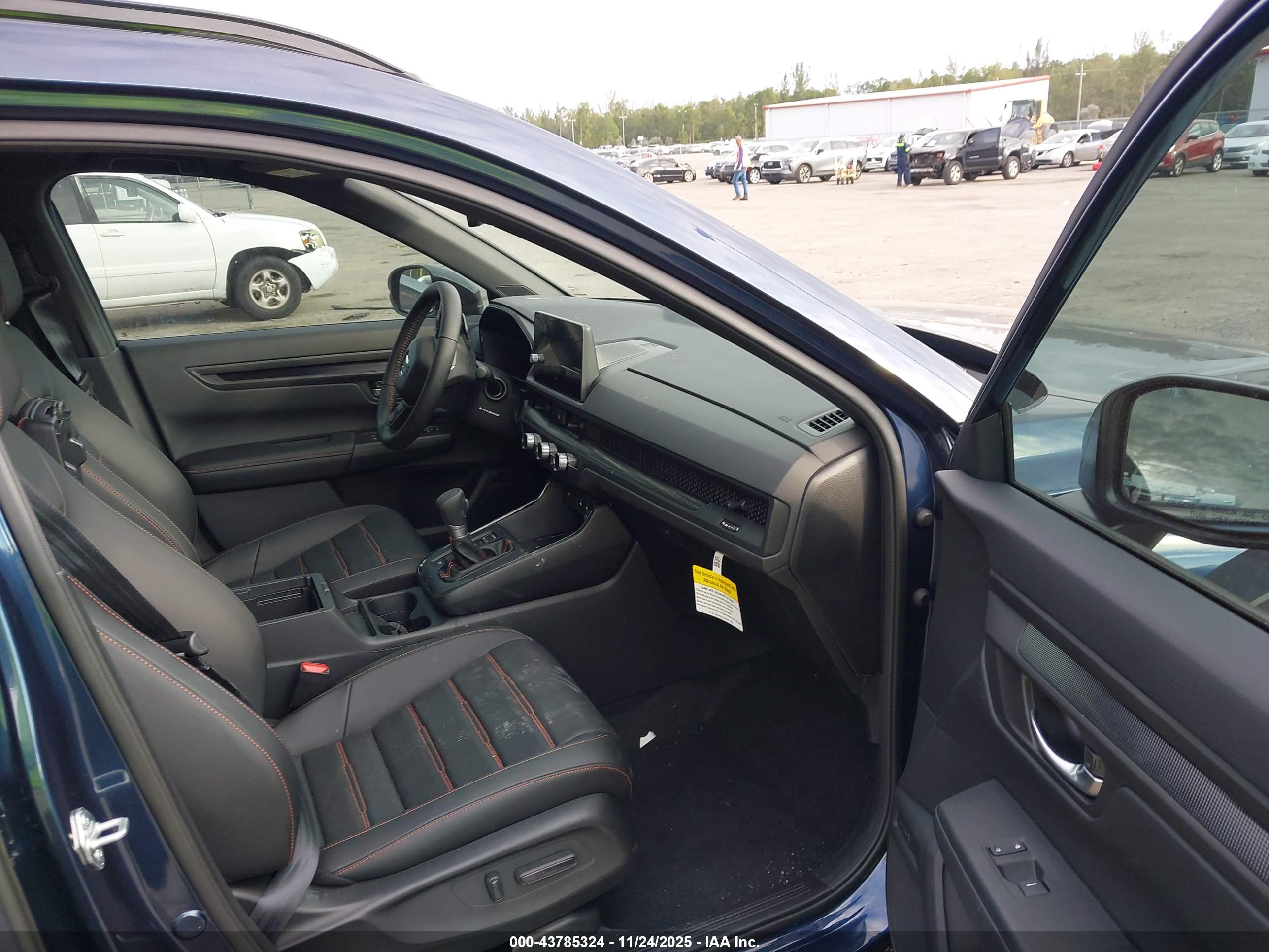 HONDA CR-V image 5