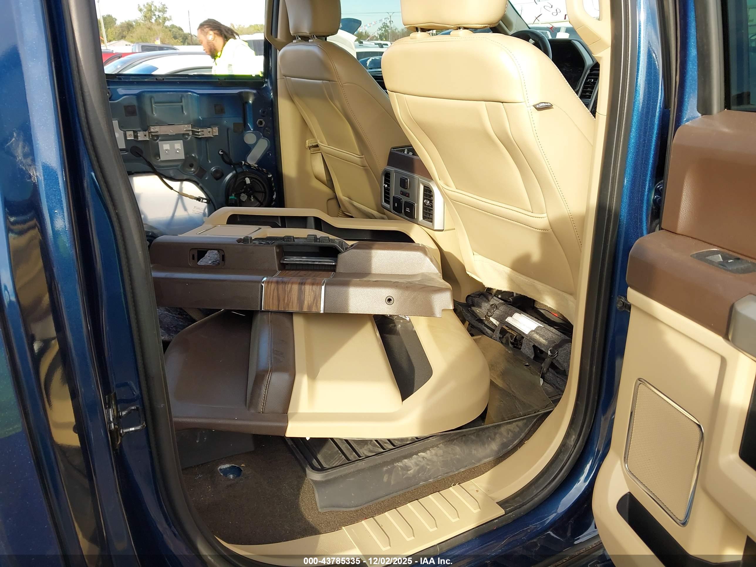 FORD F-150 image 8