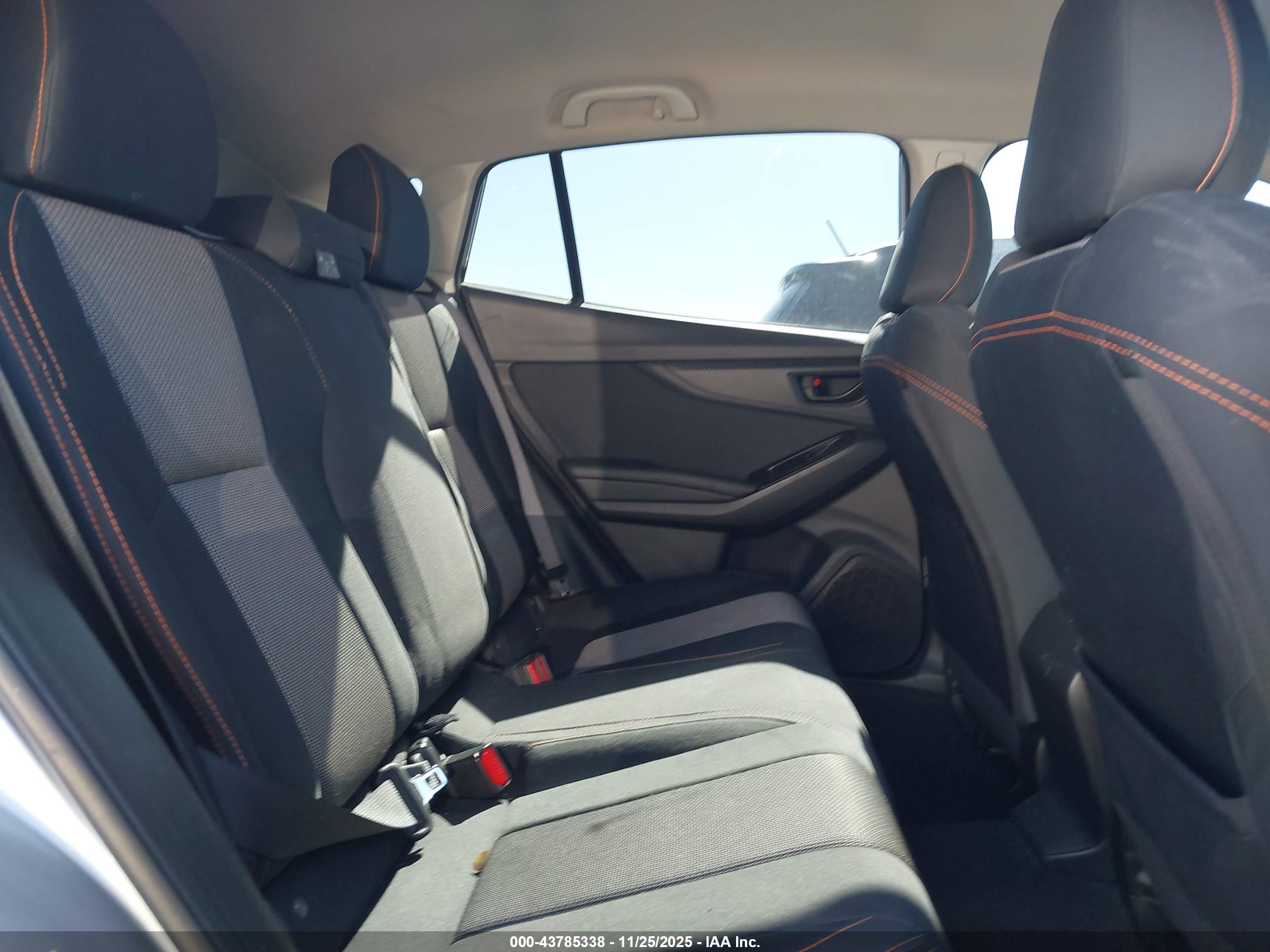 SUBARU CROSSTREK image 8