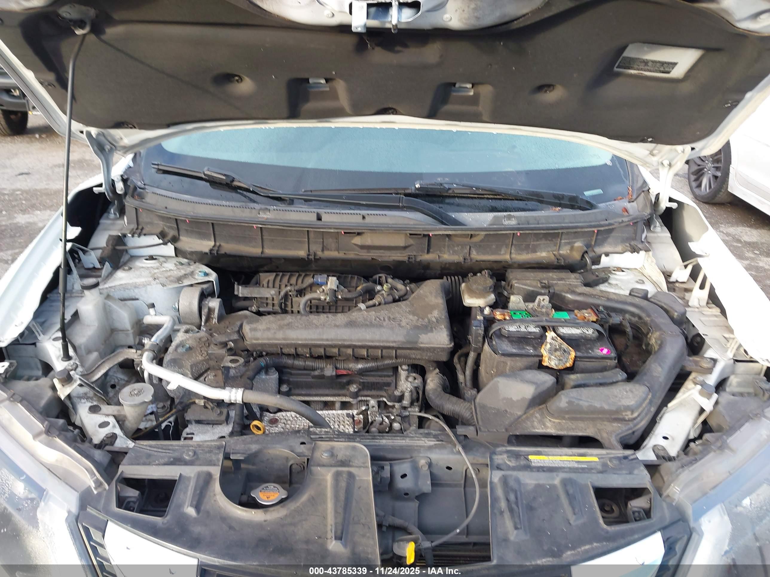 NISSAN ROGUE image 10
