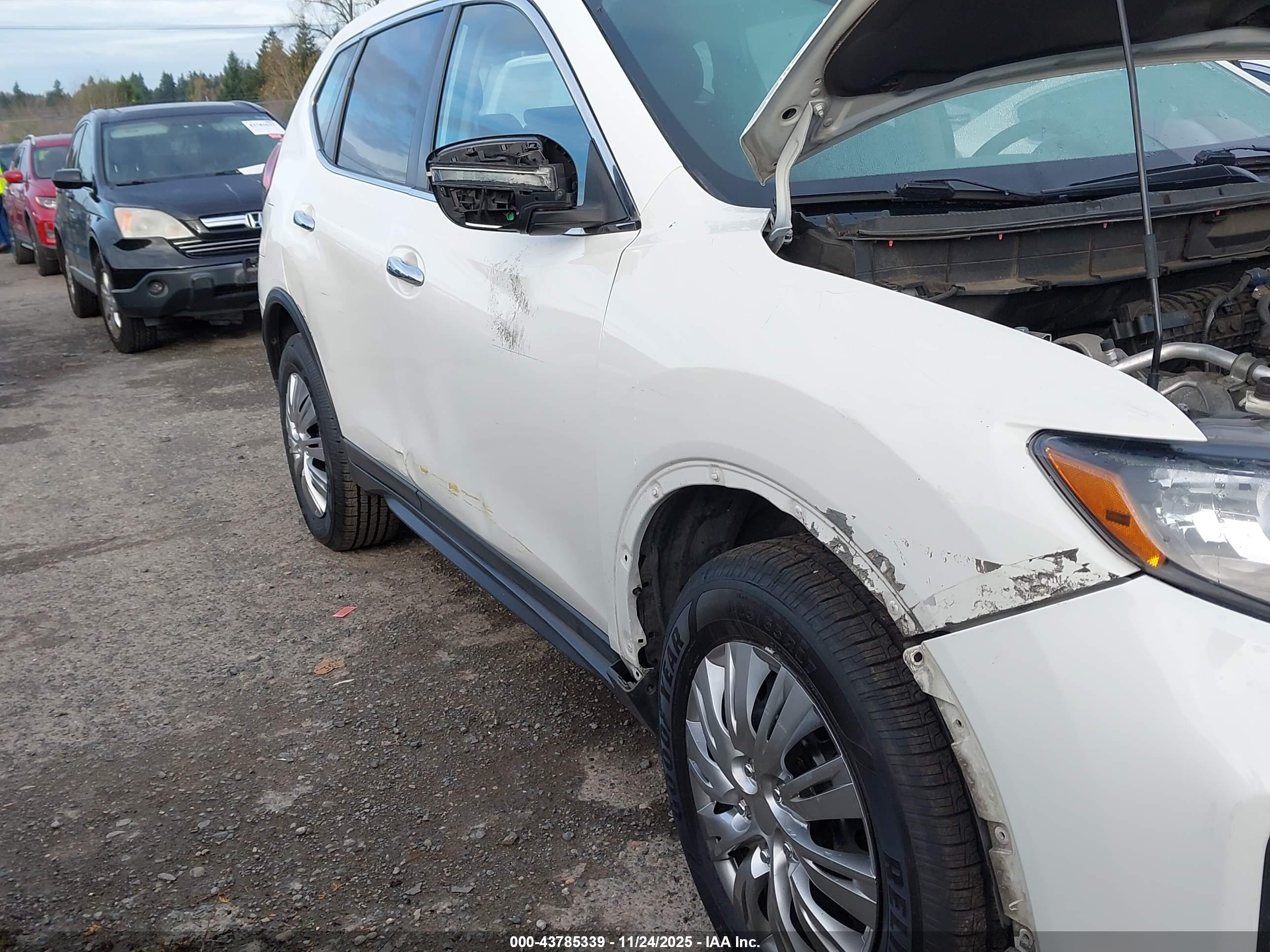 NISSAN ROGUE image 6