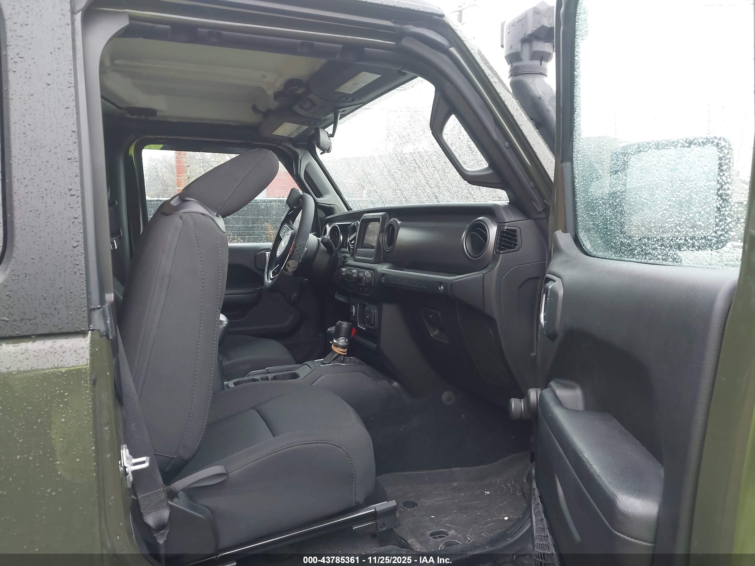 JEEP WRANGLER image 5