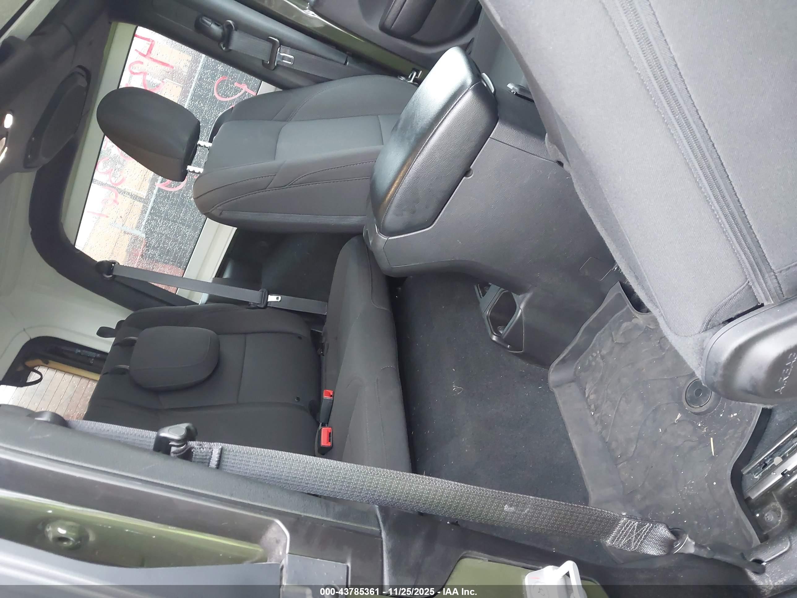 JEEP WRANGLER image 8