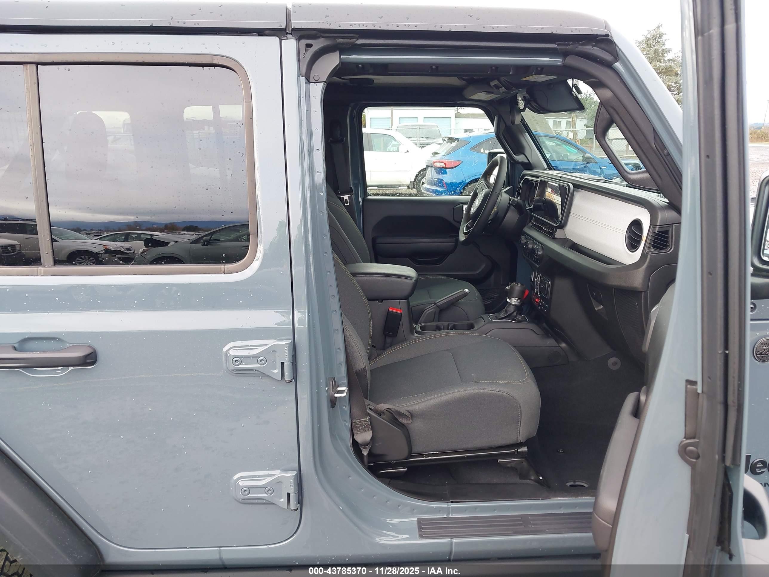 JEEP WRANGLER image 5