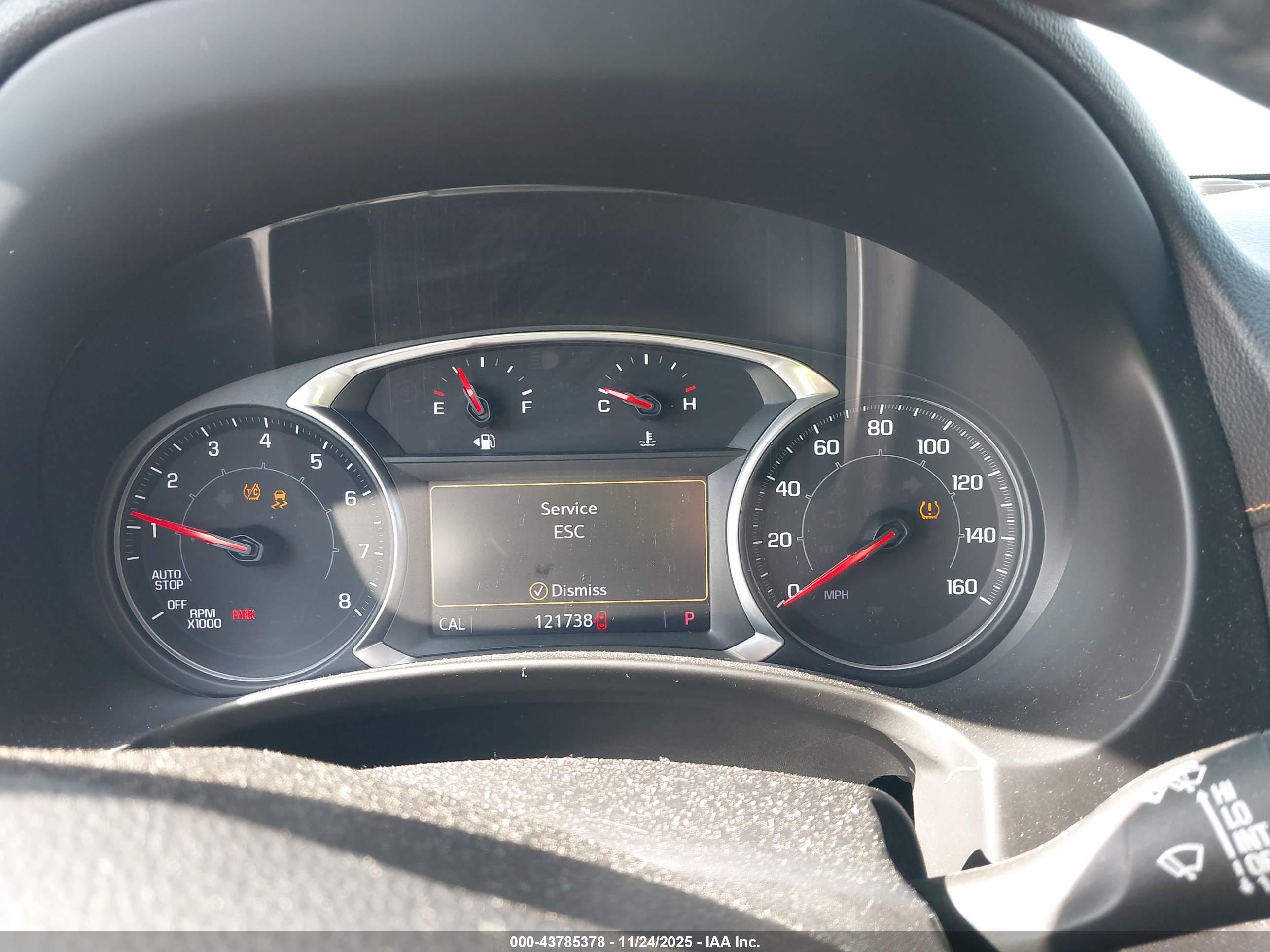 GMC TERRAIN image 7