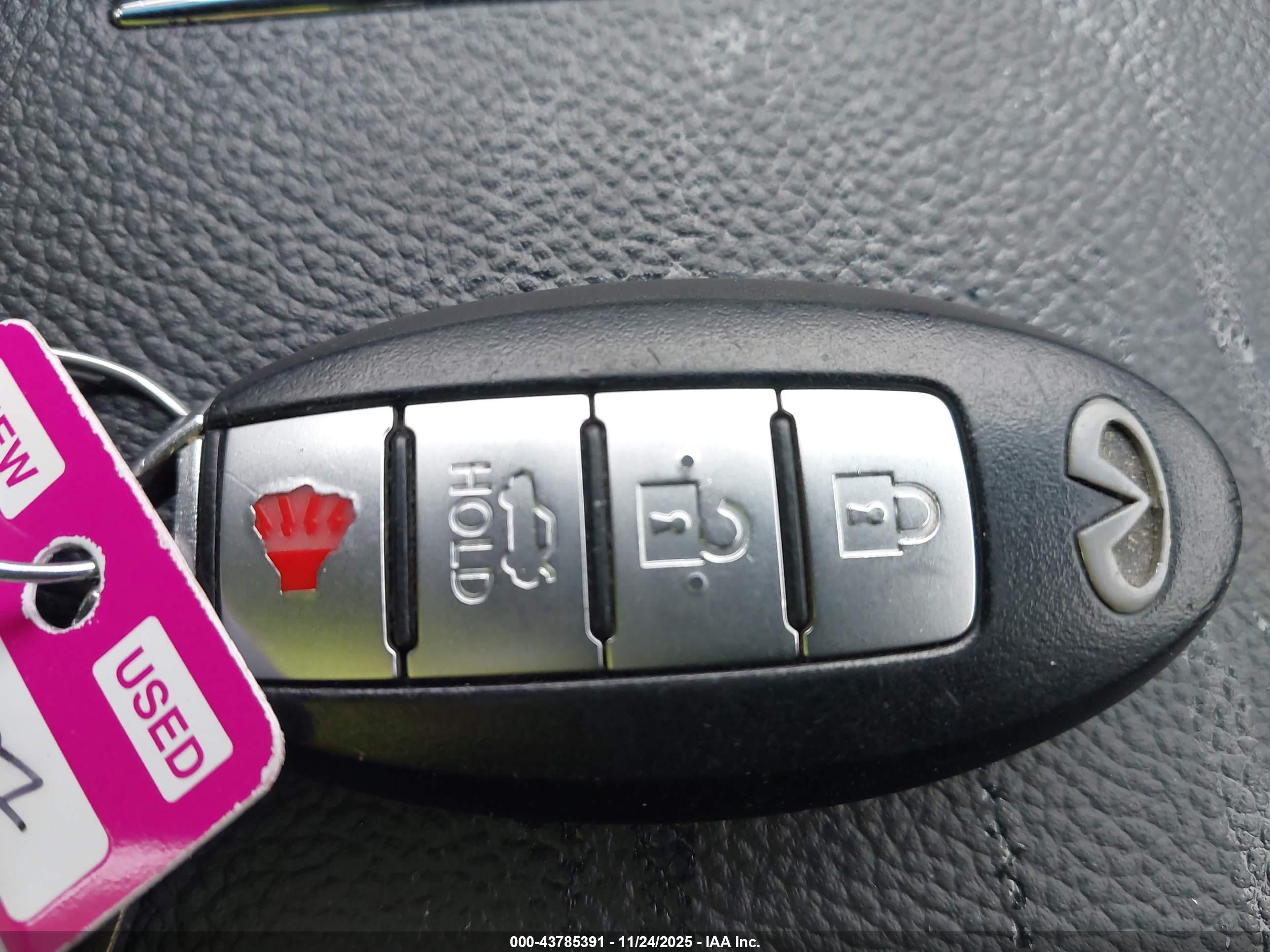 INFINITI G37X image 11