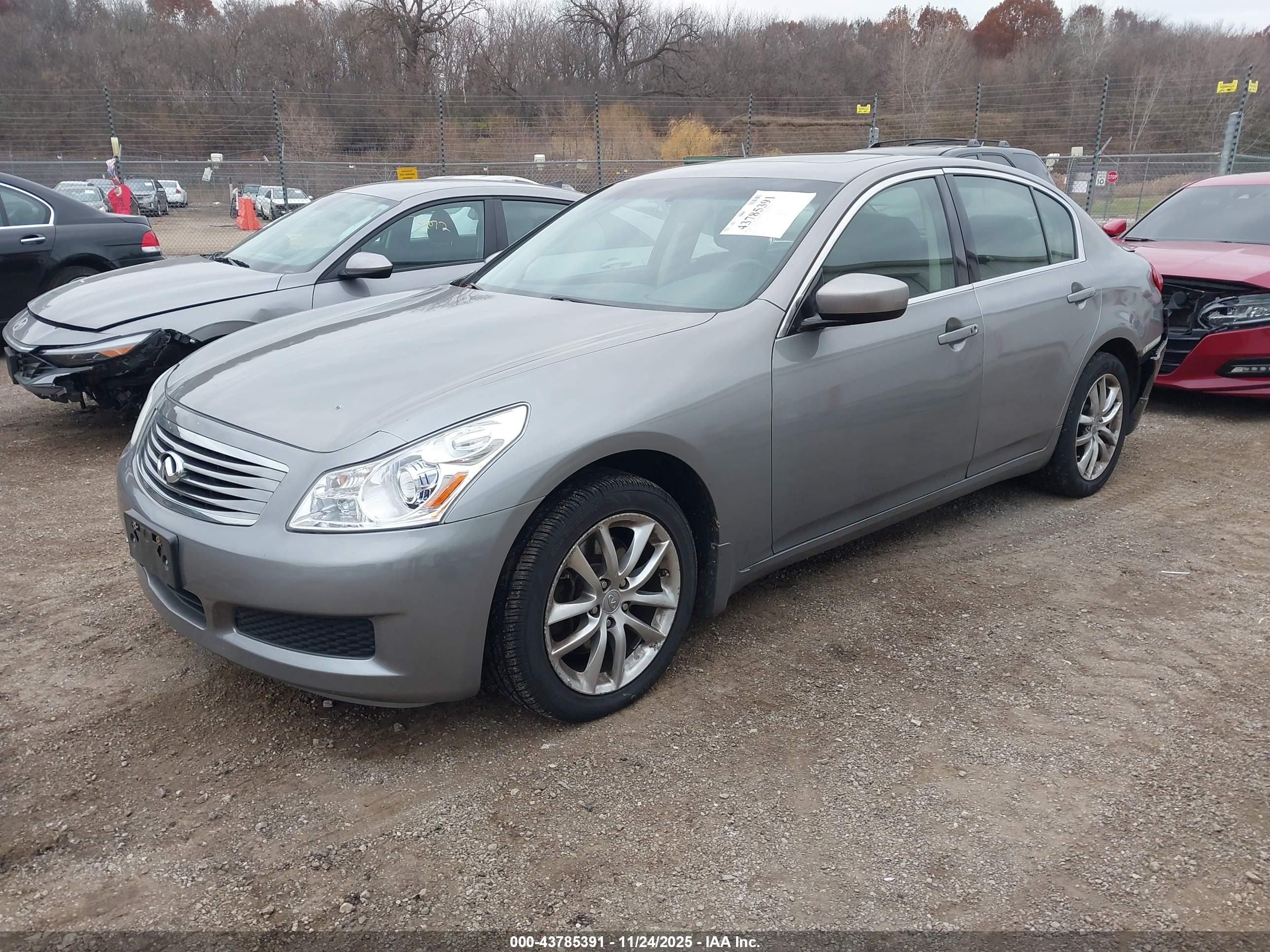 INFINITI G37X image 2