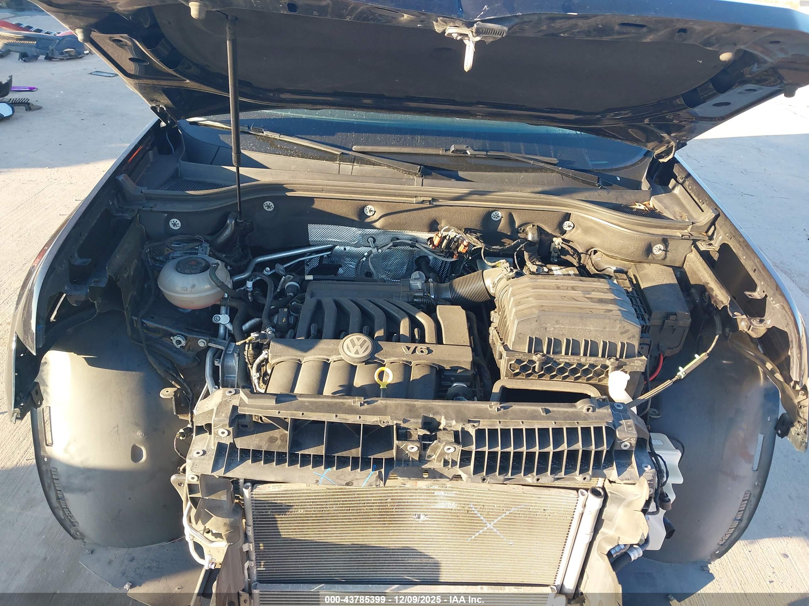 VOLKSWAGEN ATLAS image 10