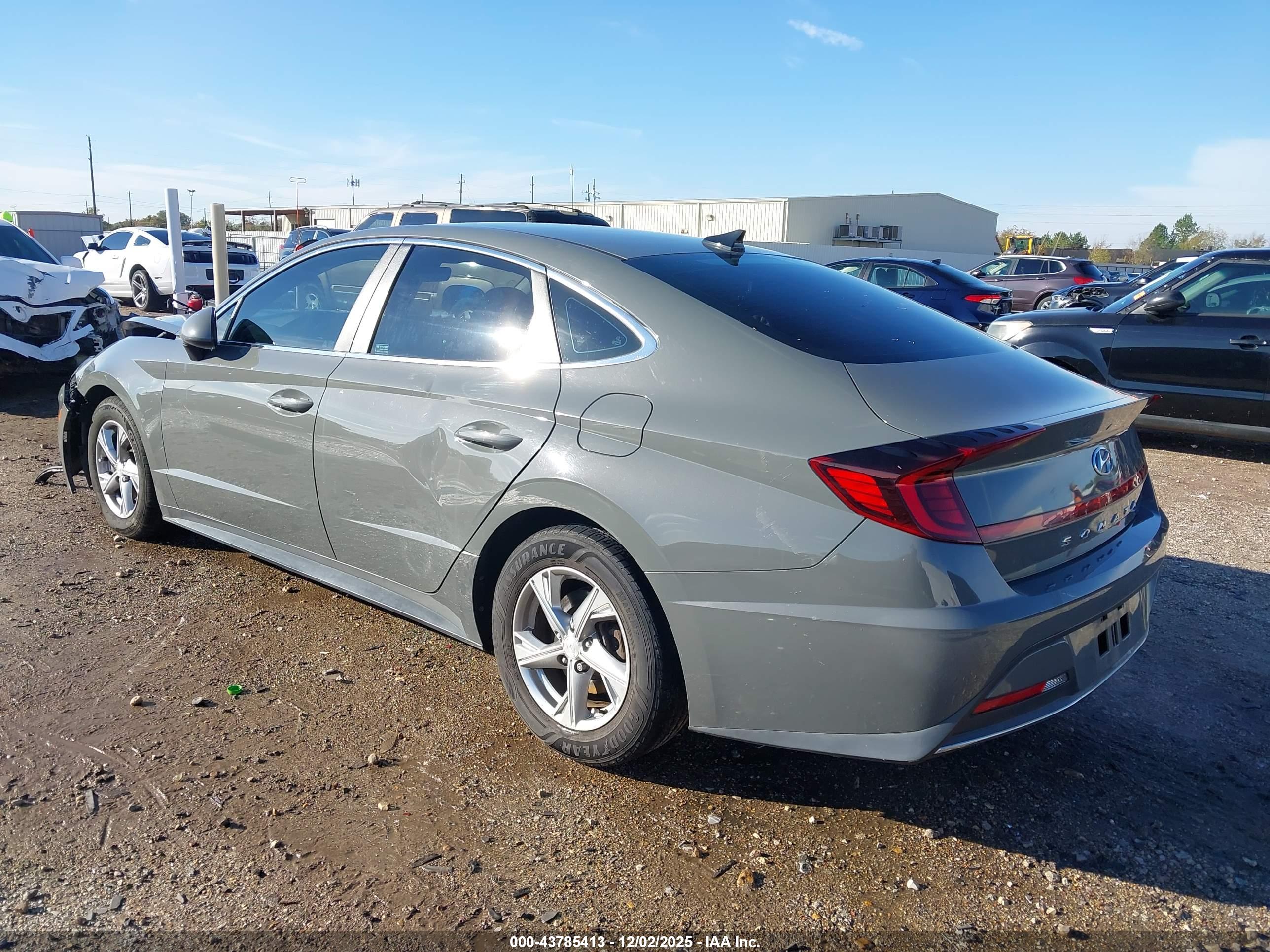 HYUNDAI SONATA image 3