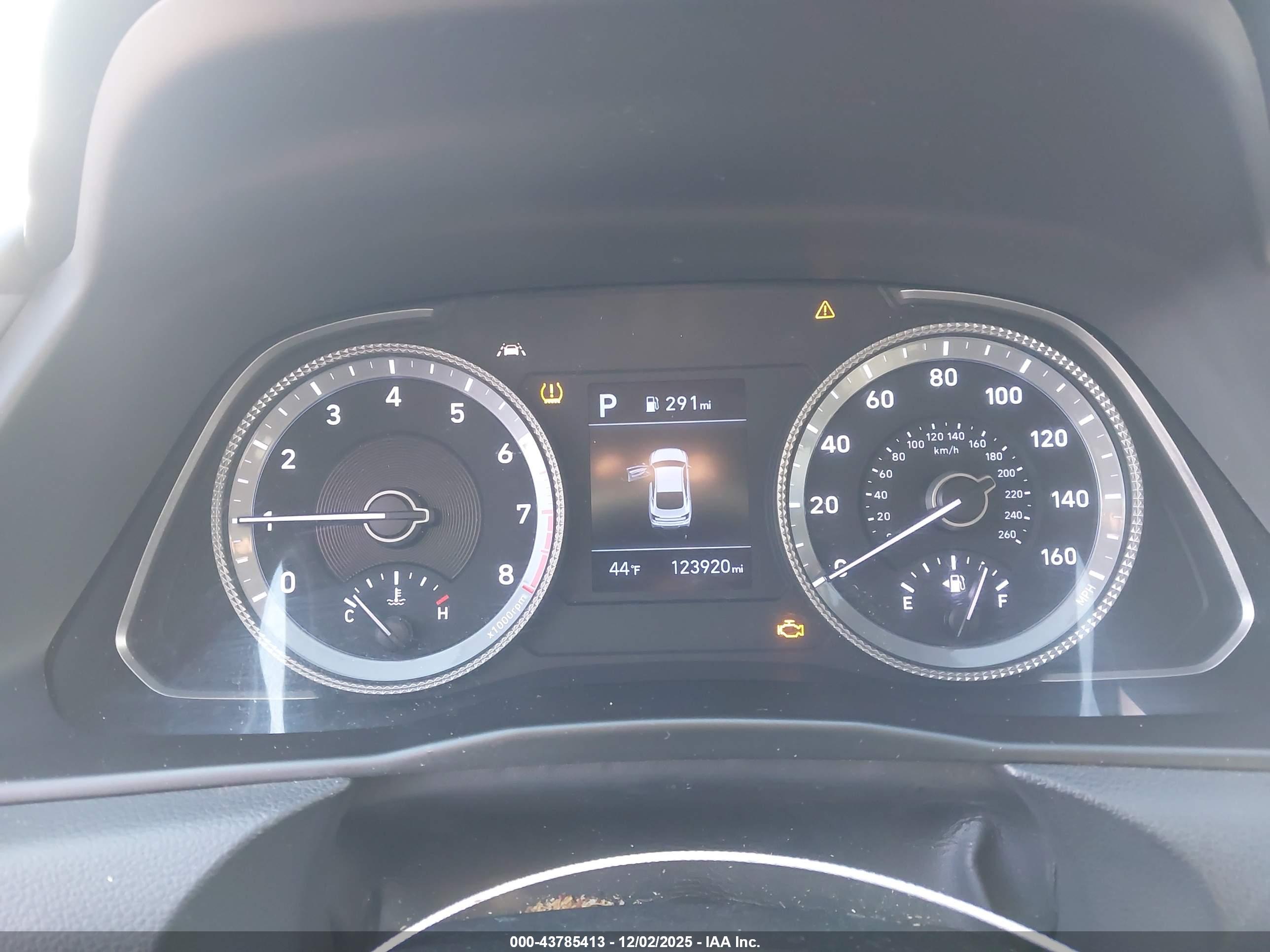 HYUNDAI SONATA image 7