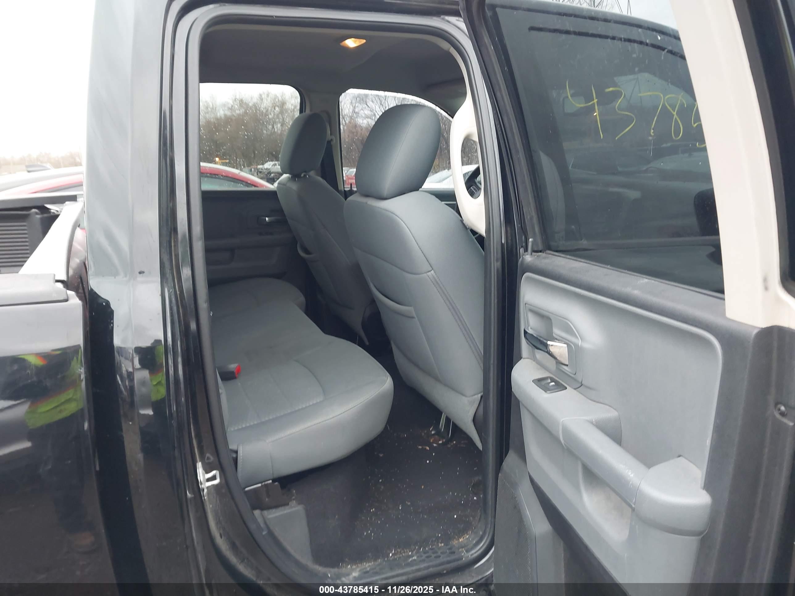 RAM 1500 image 8
