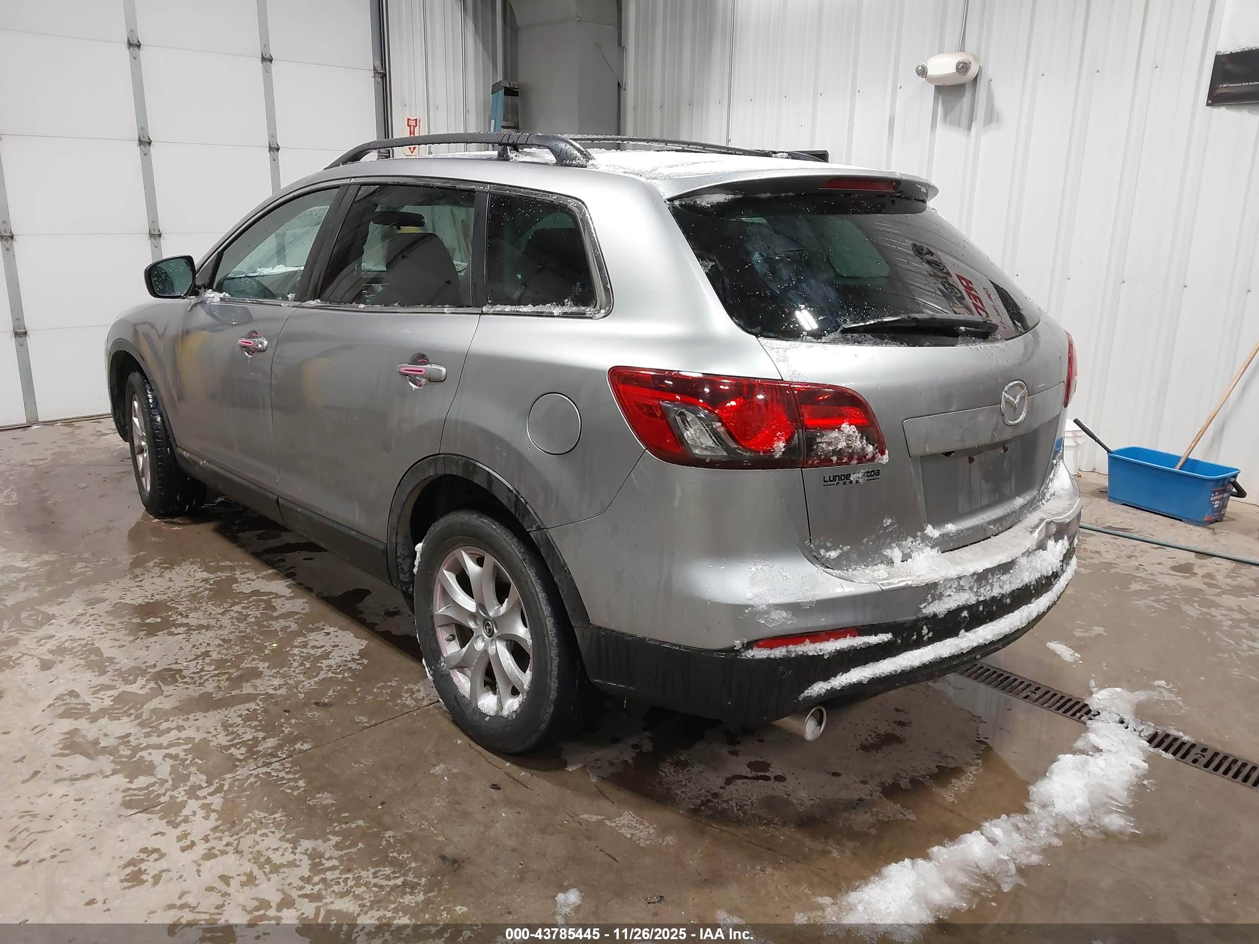 MAZDA CX-9 image 3