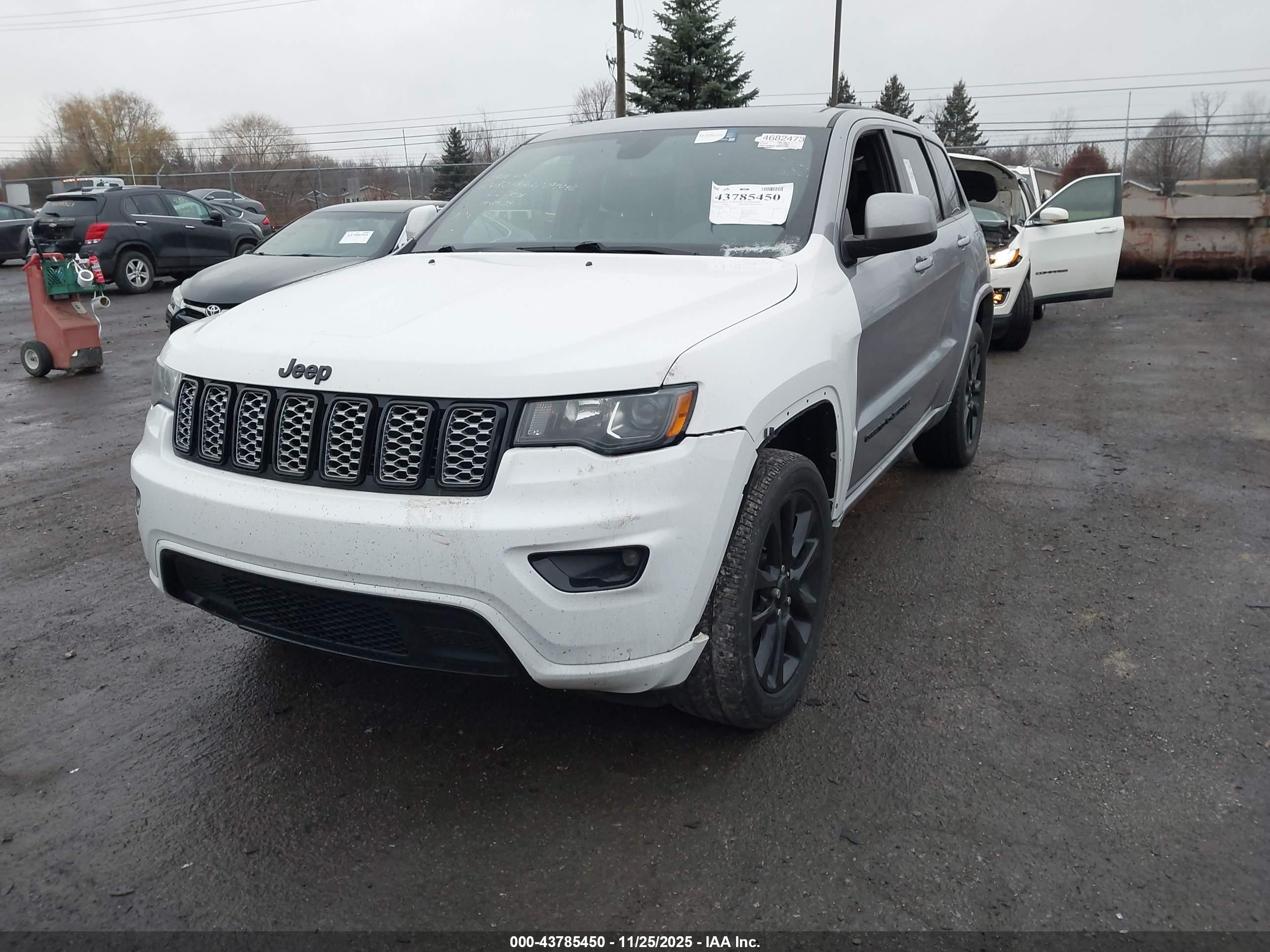 JEEP GRAND image 6