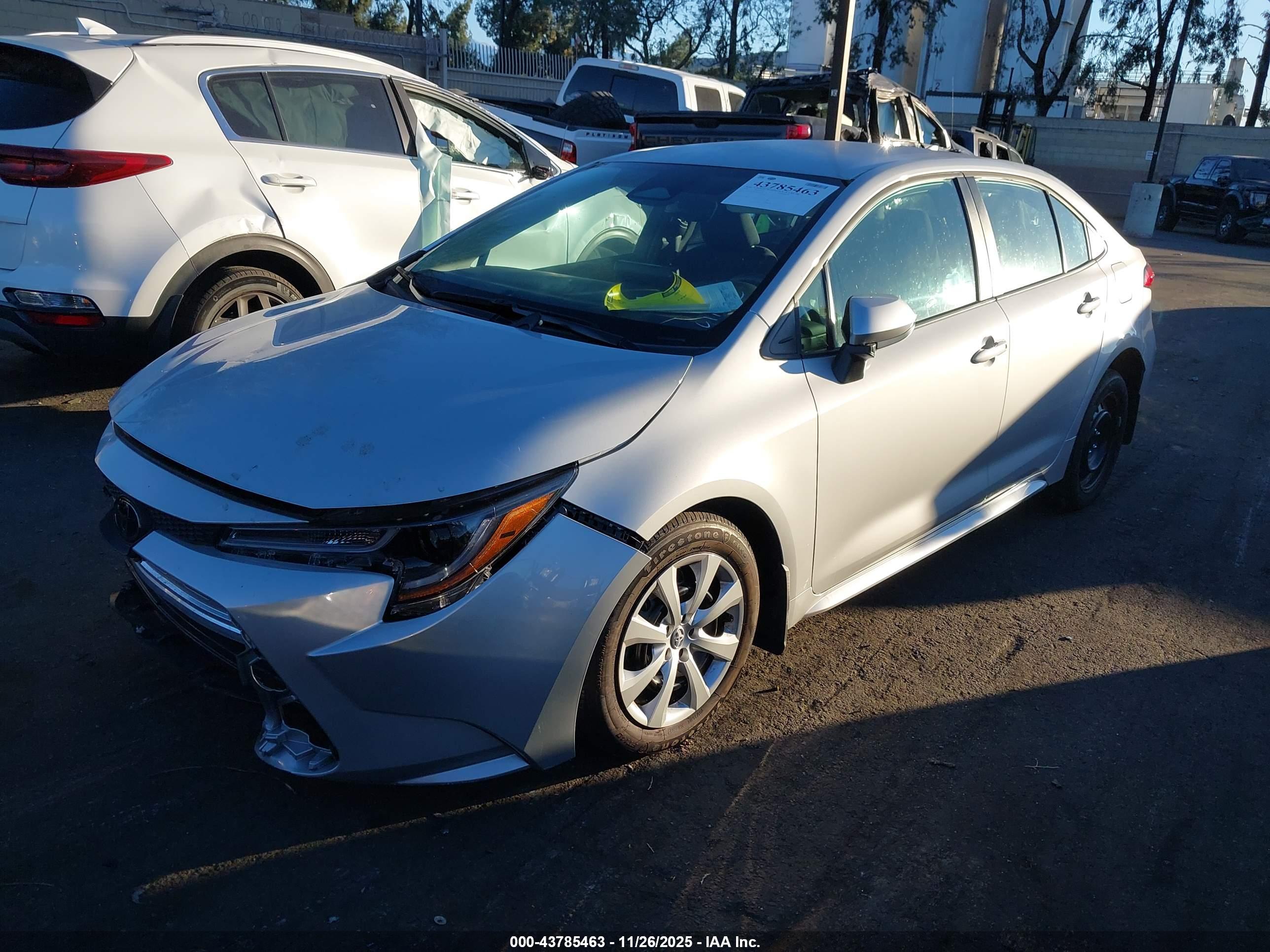 TOYOTA COROLLA image 2
