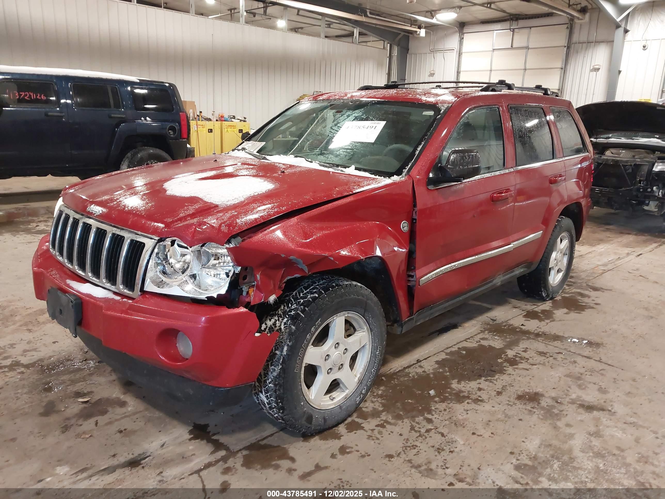 JEEP GRAND image 2