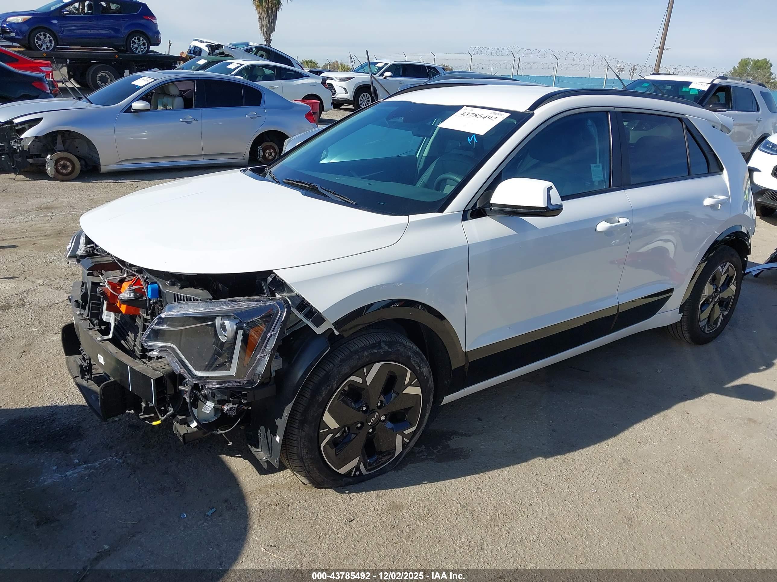 KIA NIRO image 2
