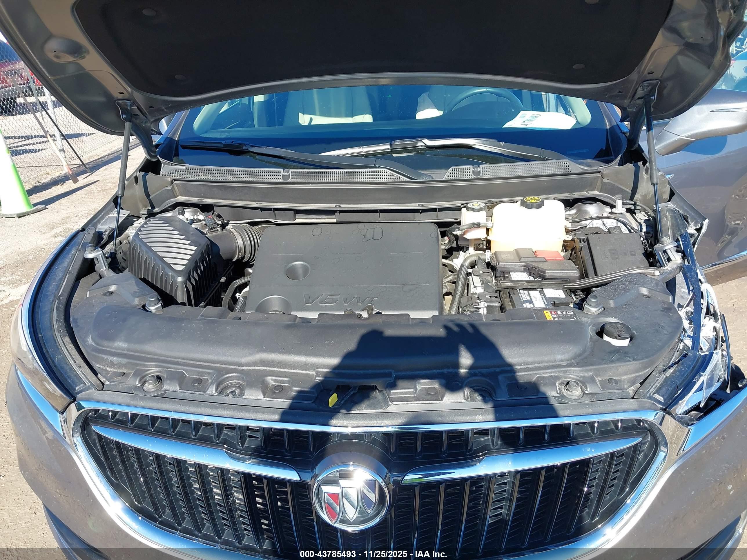 BUICK ENCLAVE image 10
