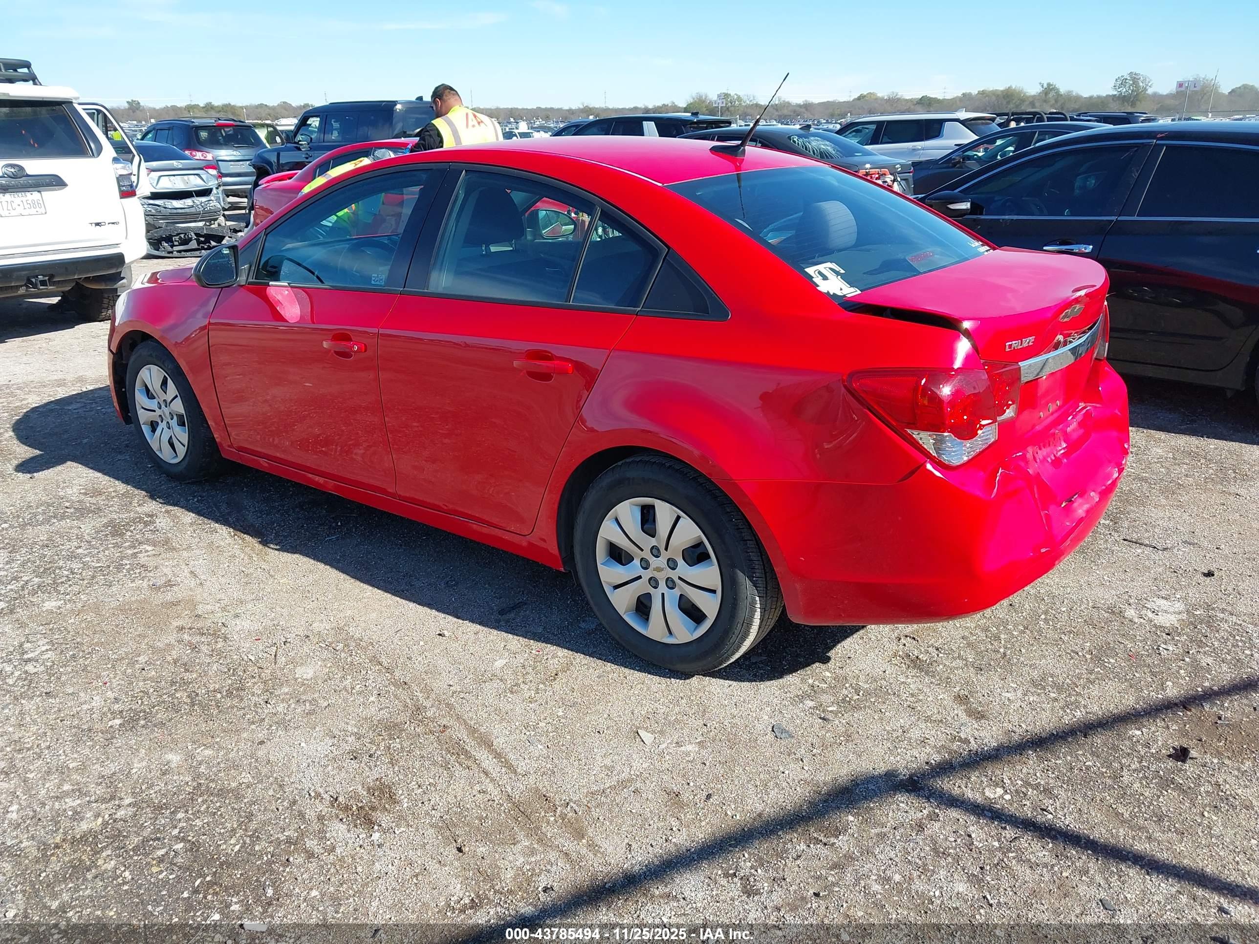 CHEVROLET CRUZE image 3