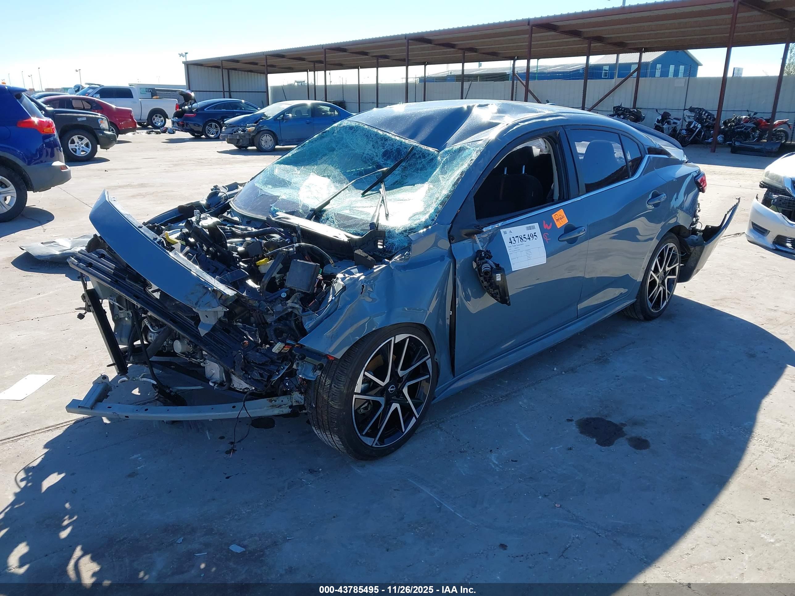 NISSAN SENTRA image 2