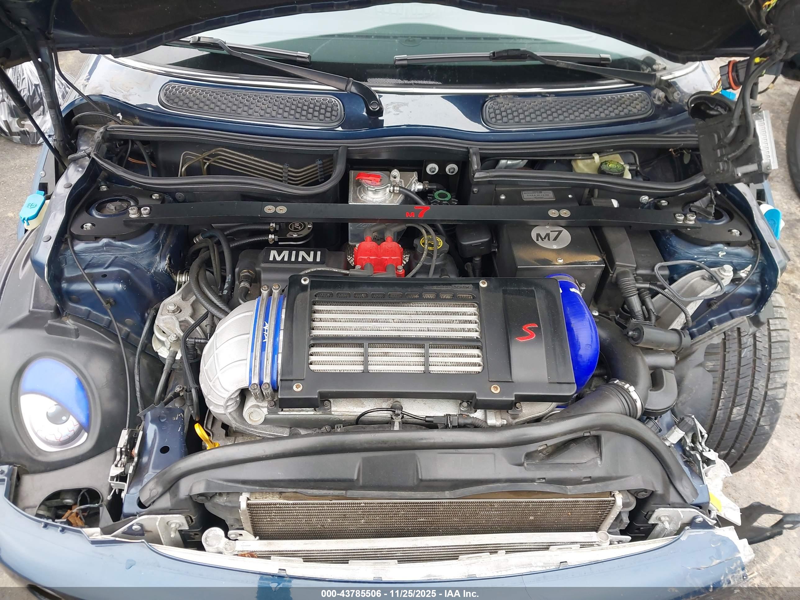 MINI COOPER image 10