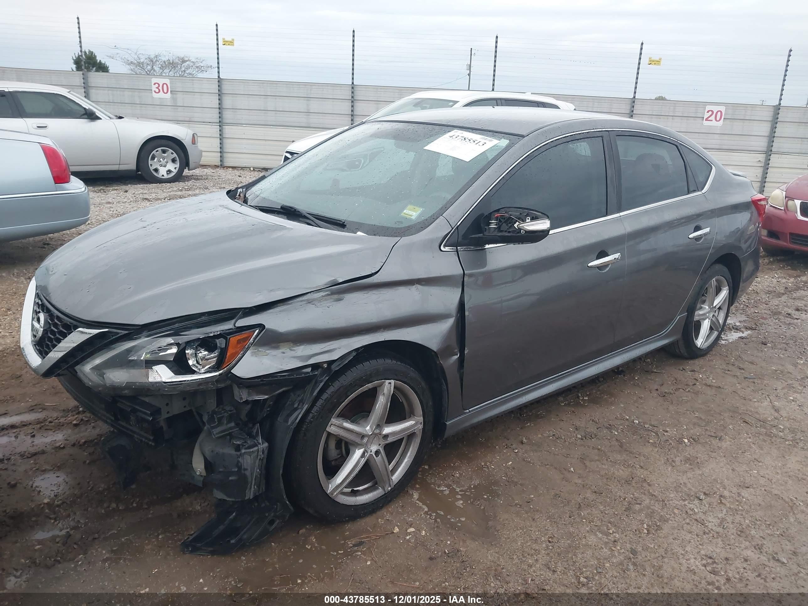 NISSAN SENTRA image 2