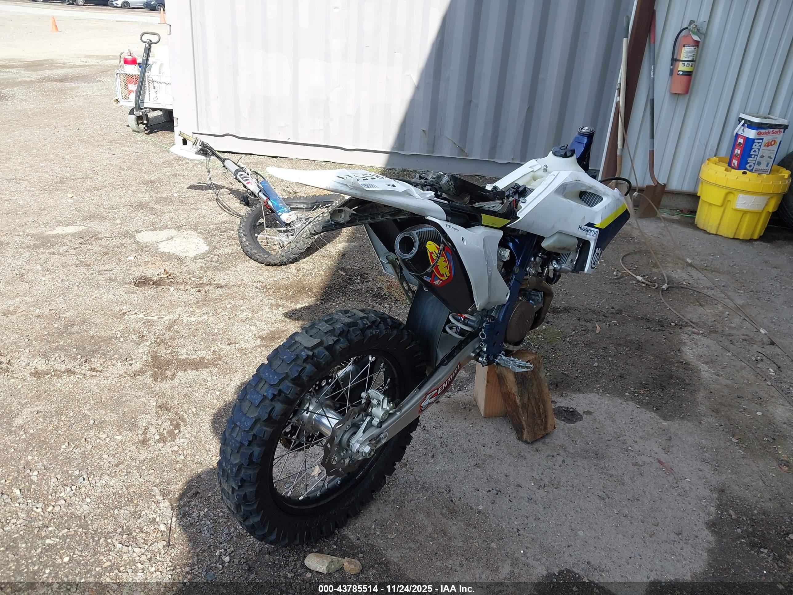 HUSQVARNA FE501 image 4