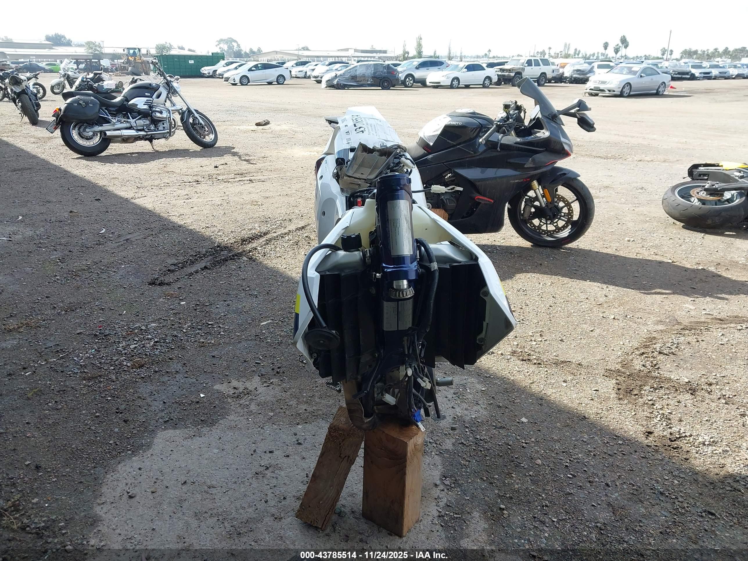 HUSQVARNA FE501 image 5