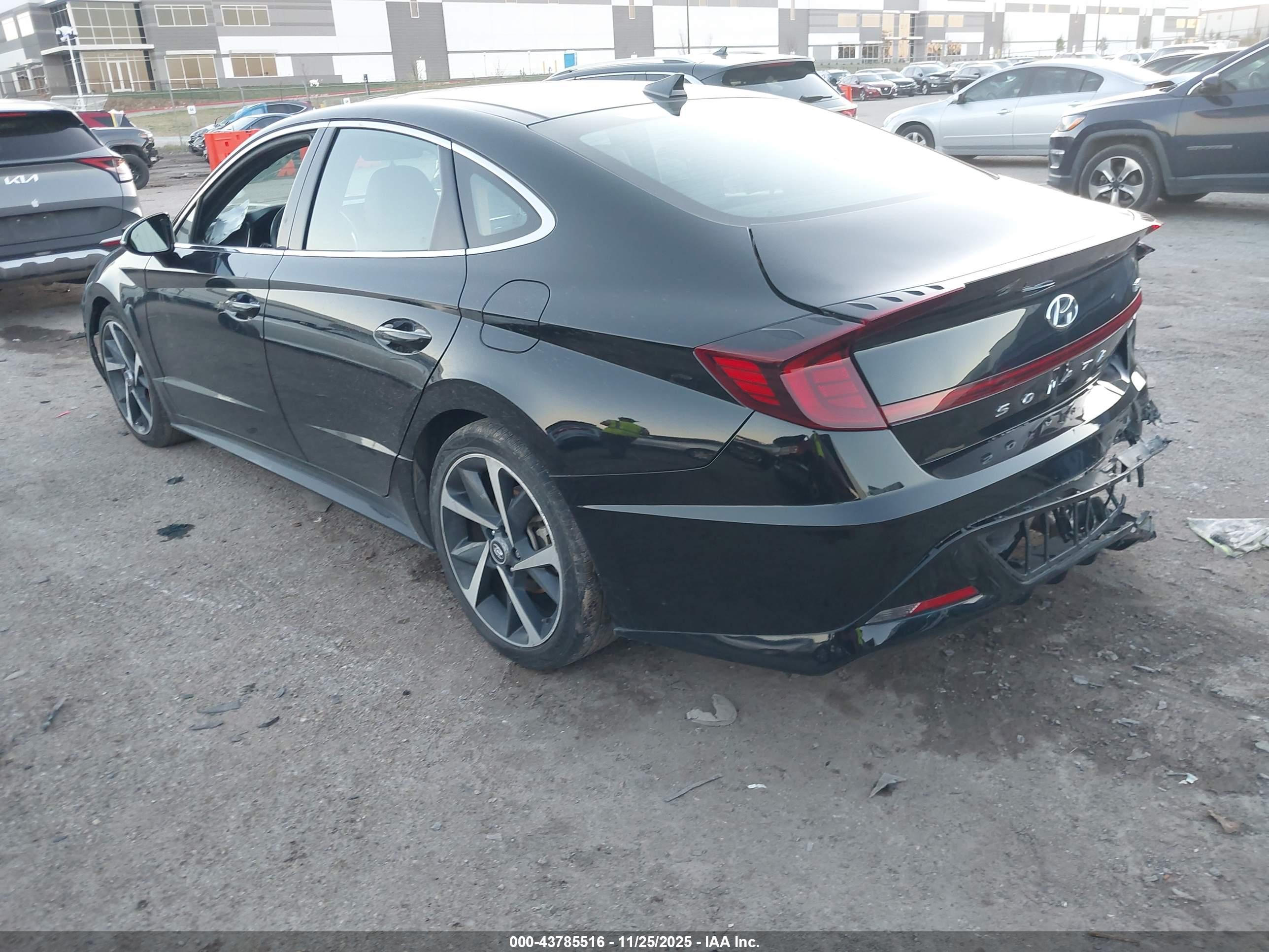 HYUNDAI SONATA image 3