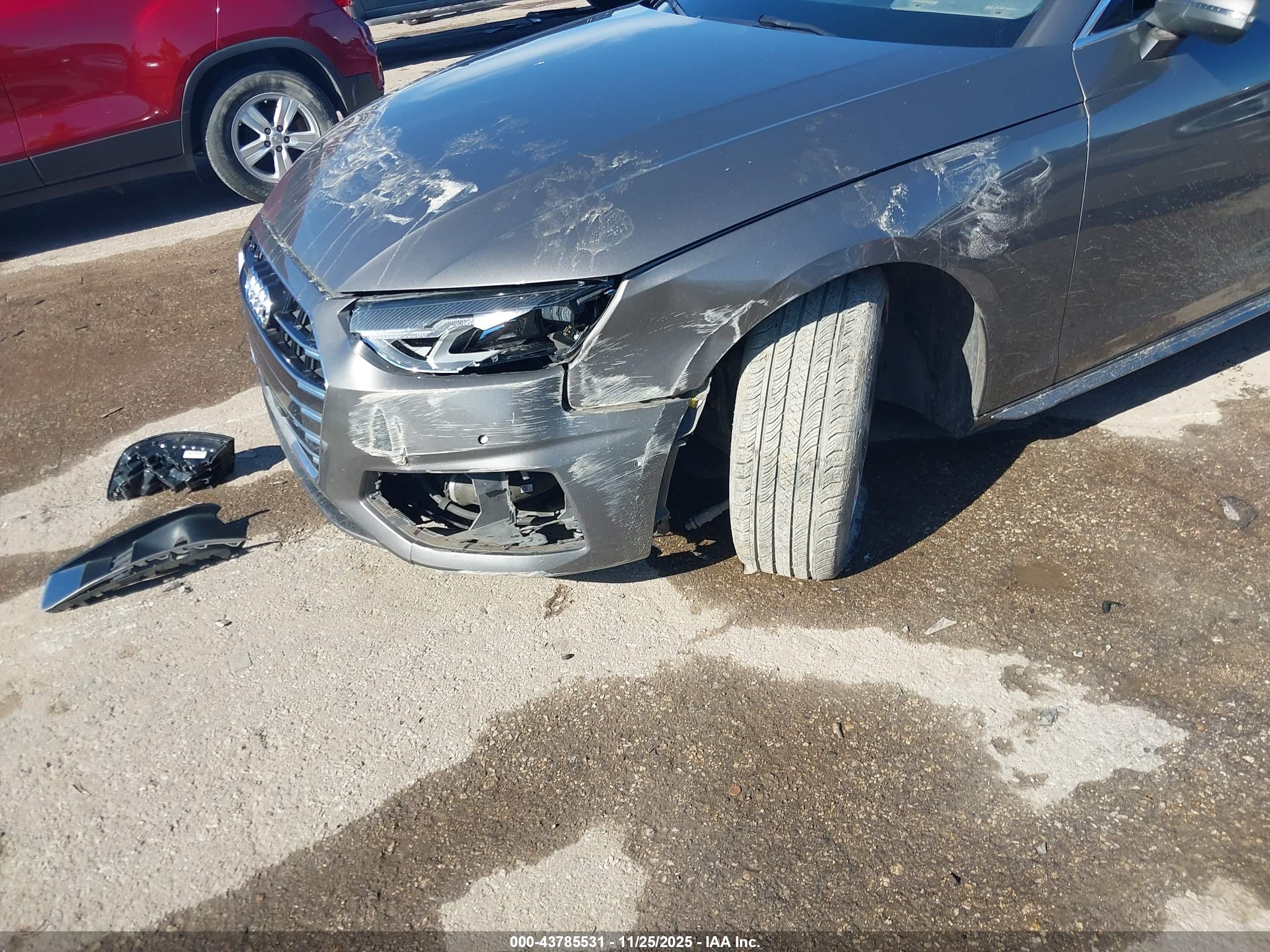 AUDI A4 image 6