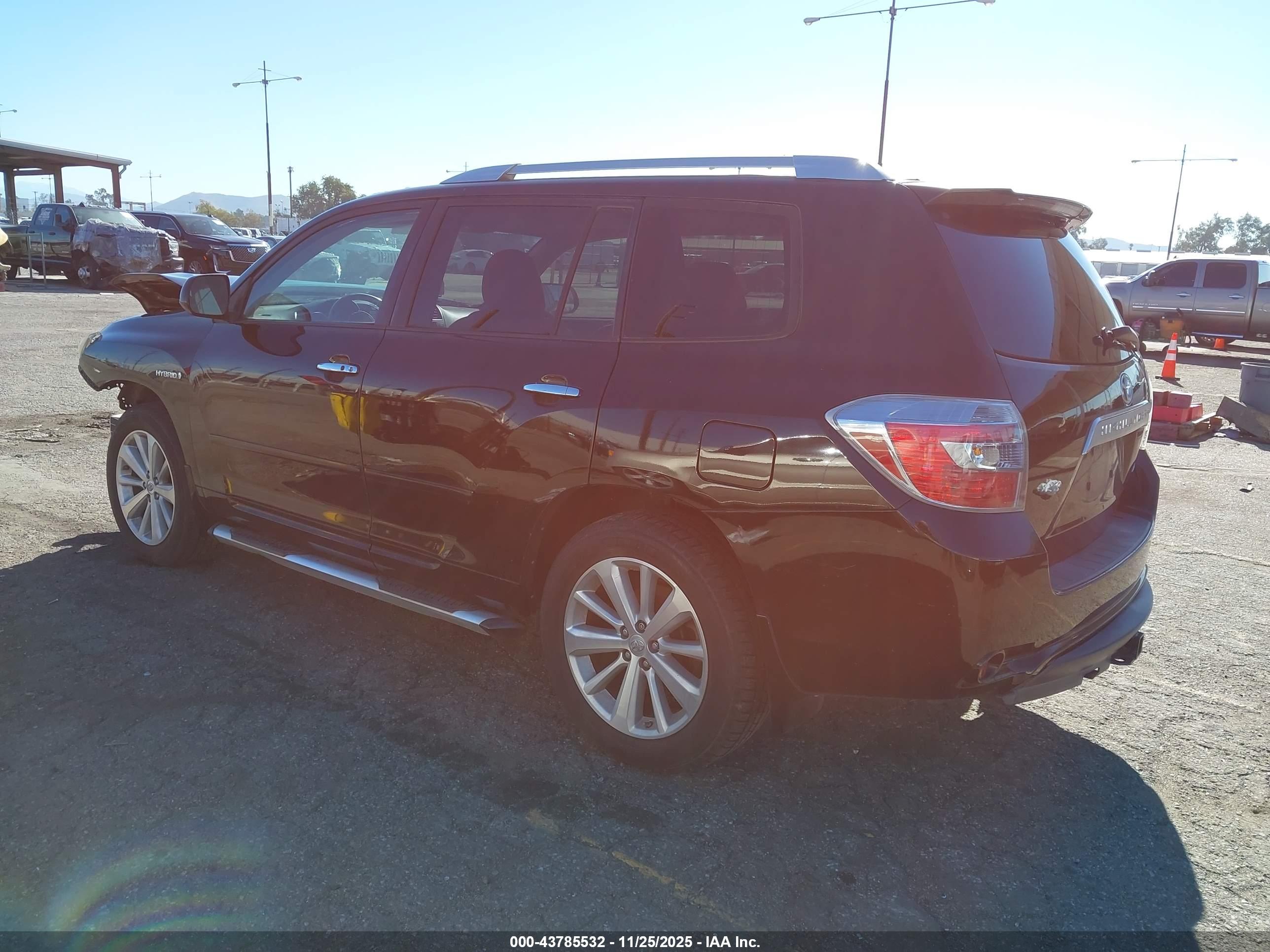 TOYOTA HIGHLANDER image 3