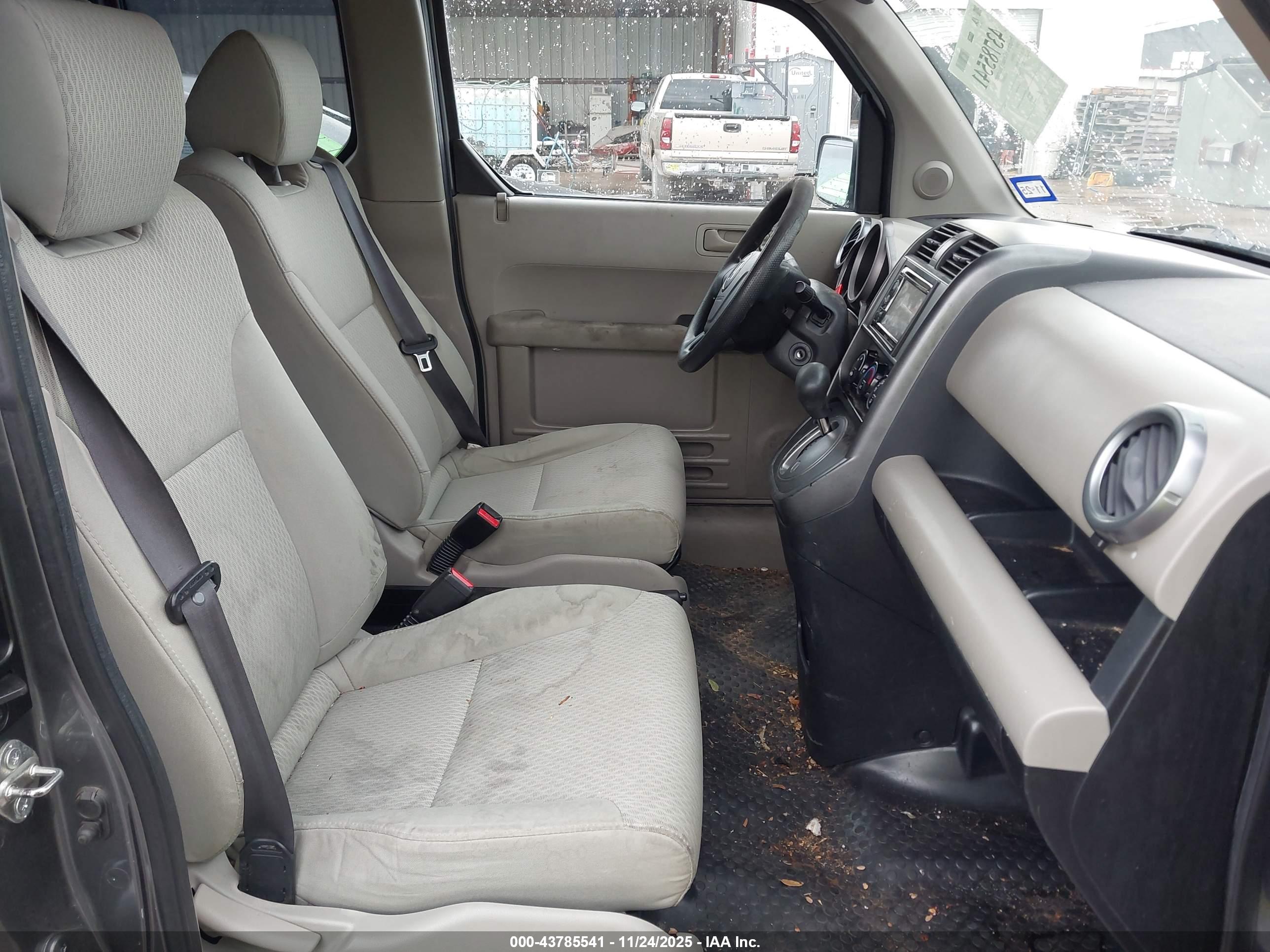 HONDA ELEMENT image 5