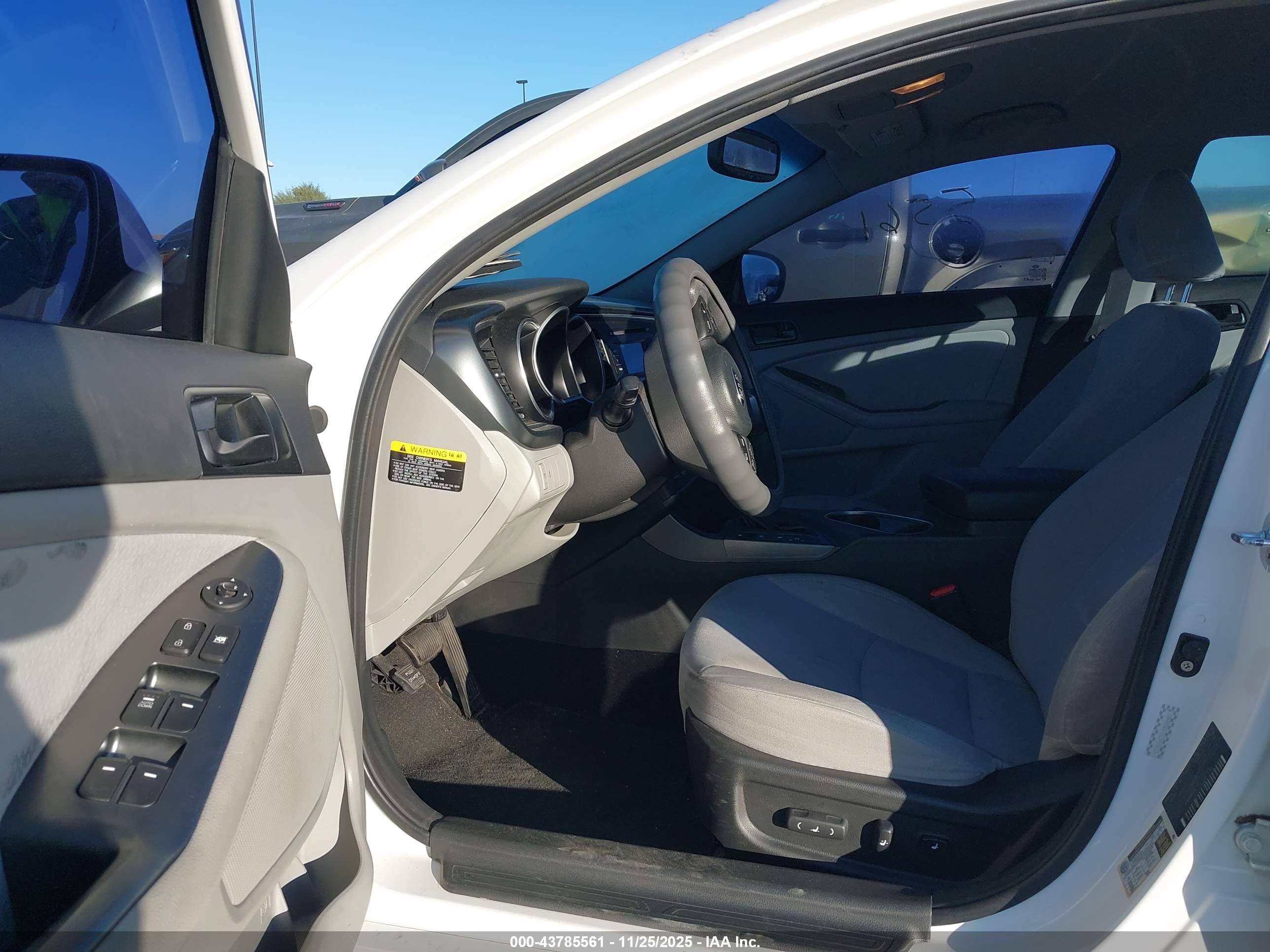 KIA OPTIMA image 5