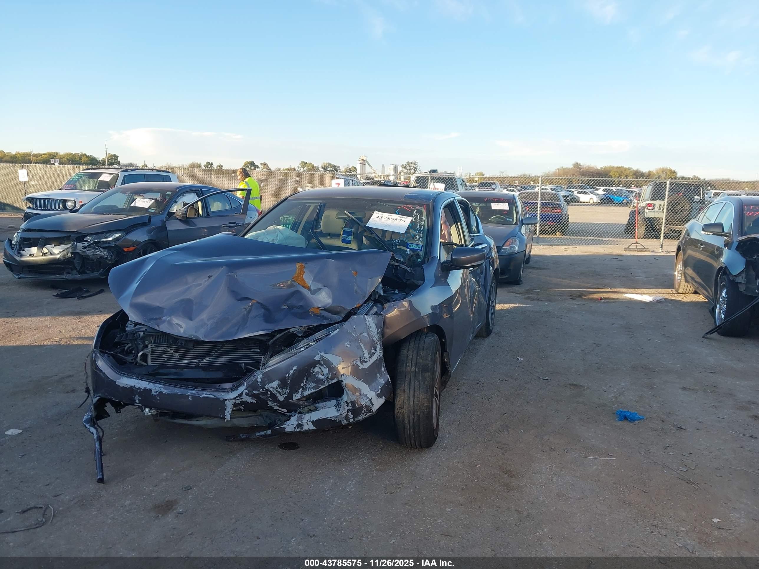 HONDA ACCORD image 2