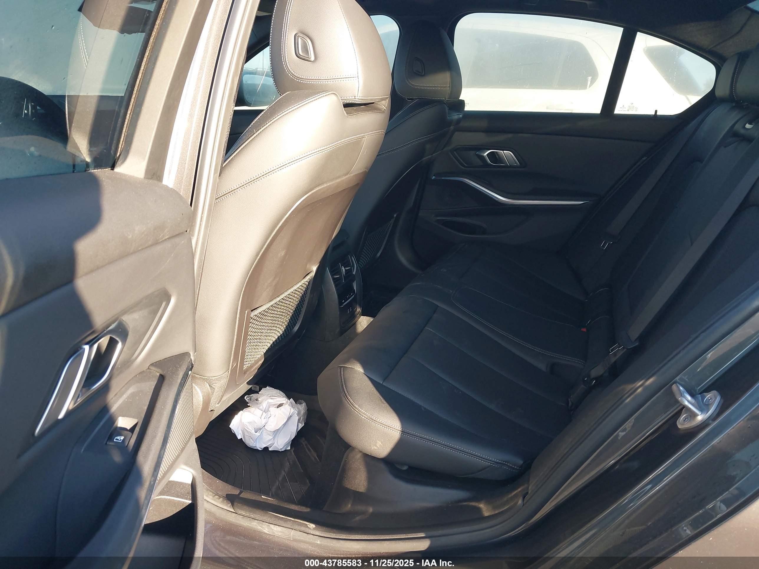 BMW 3 image 8