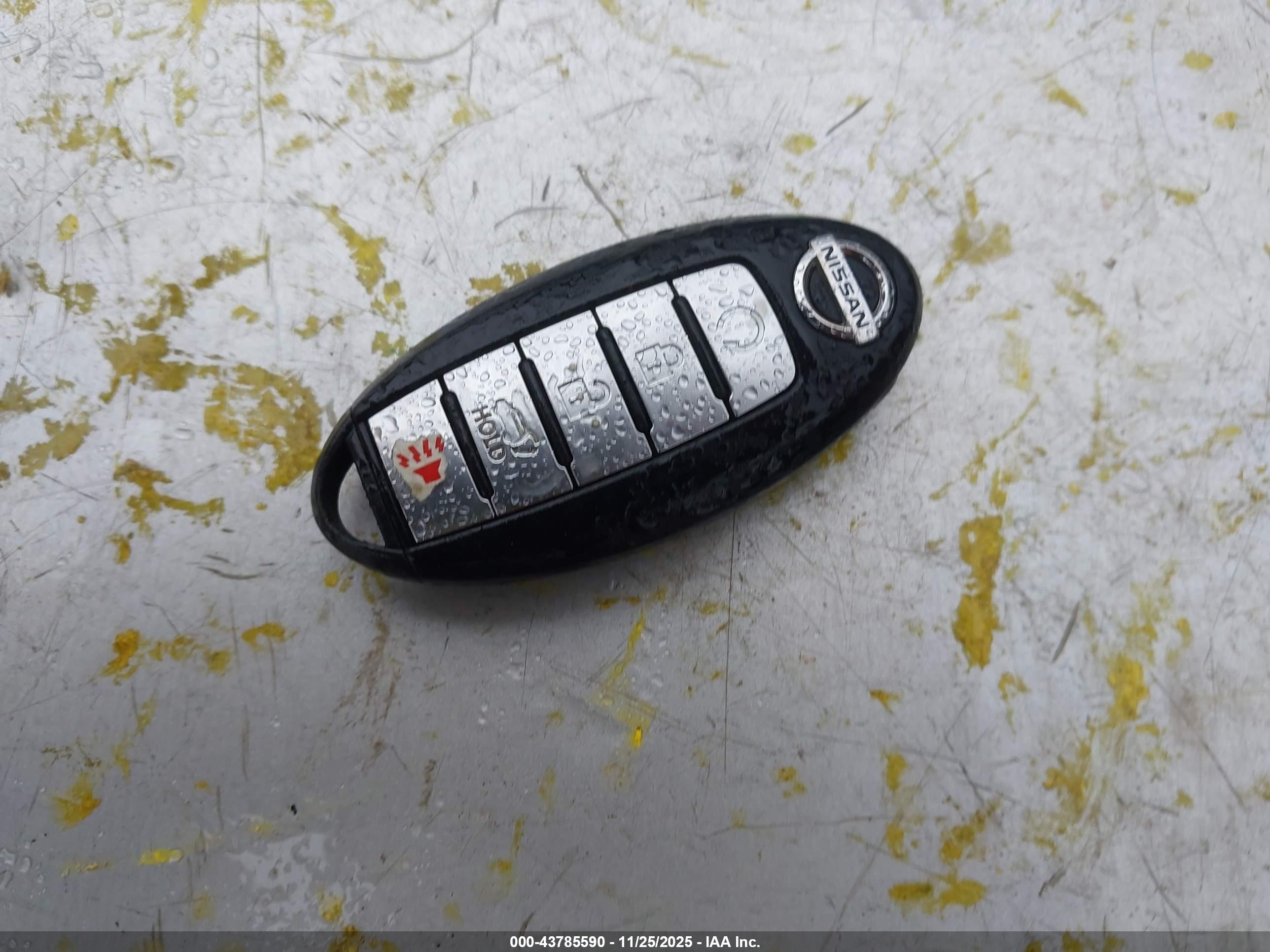 NISSAN ROGUE image 11