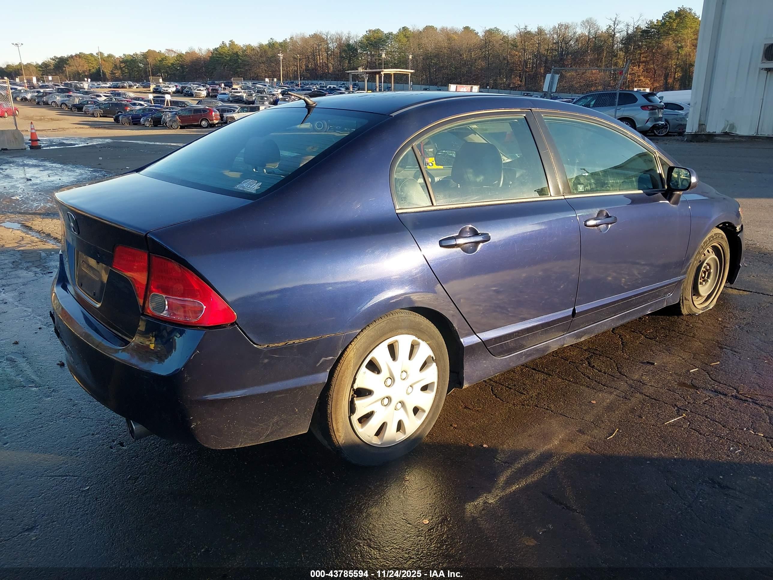 HONDA CIVIC image 4