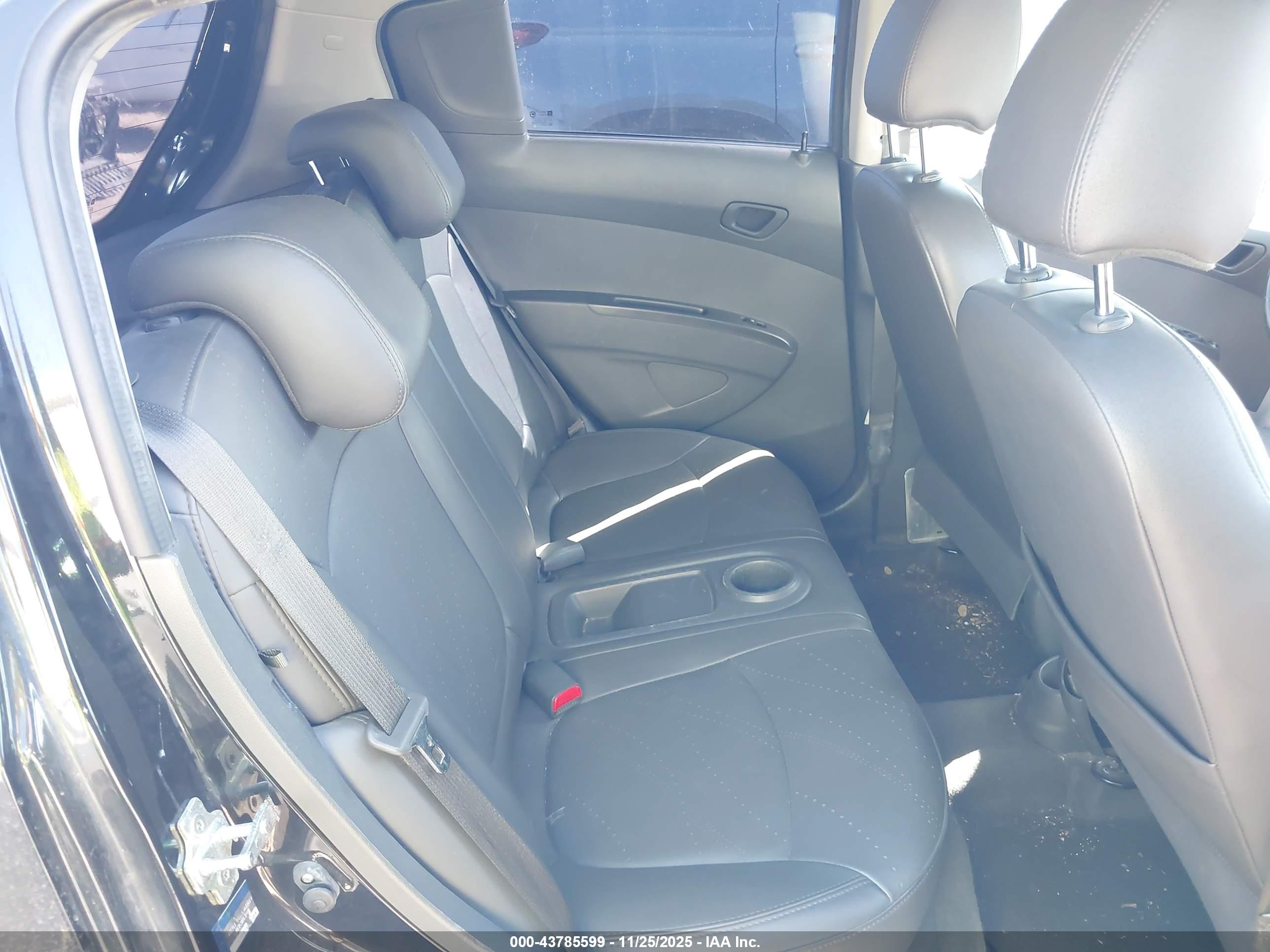 CHEVROLET SPARK image 8