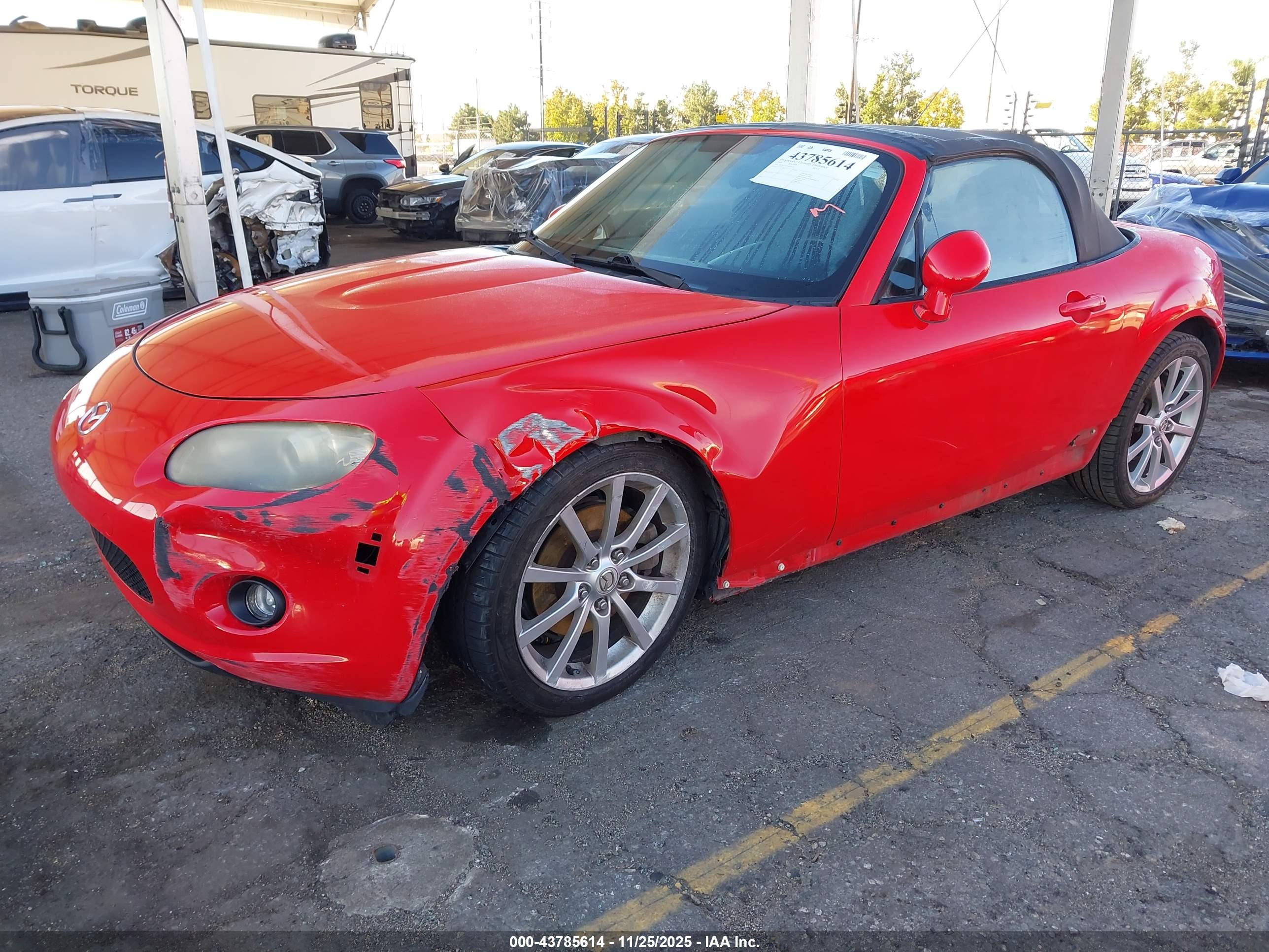 MAZDA MX-5 image 2
