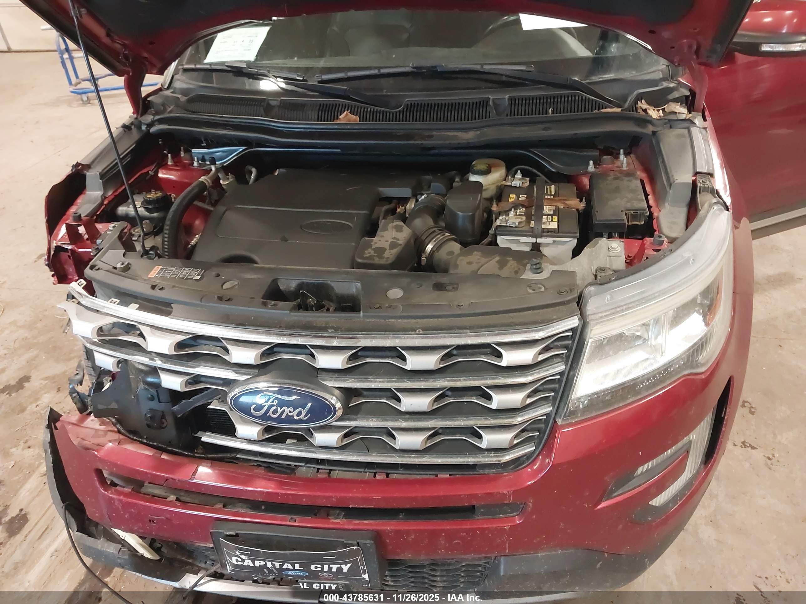 FORD EXPLORER image 10